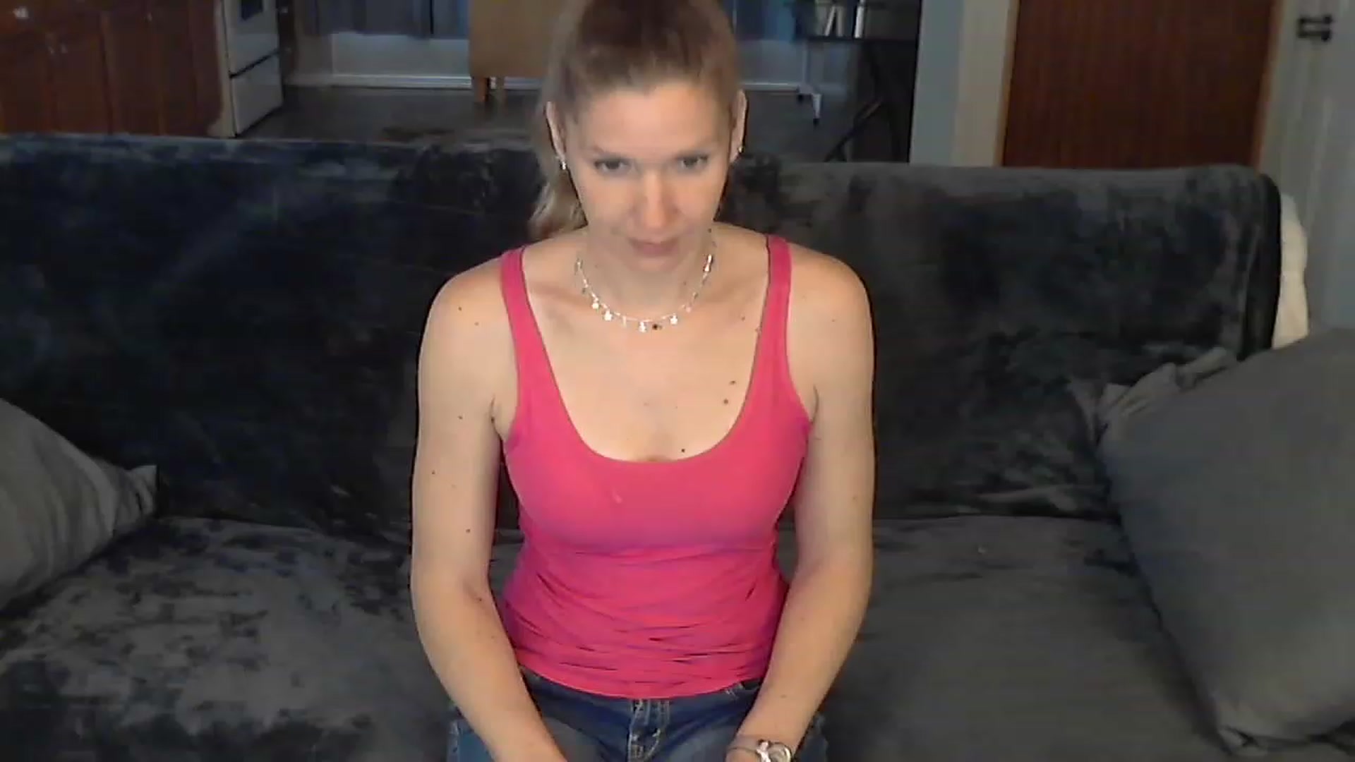 Gallery image thumbnail from SouthernNsexi's myfreecams stream on, 05/07/2023, 13:34 image 3 of 20