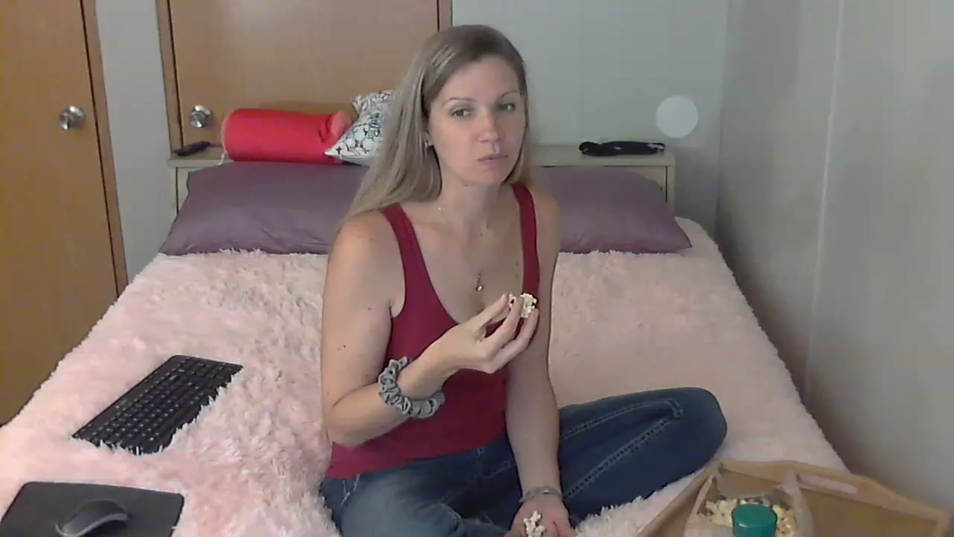 Gallery image thumbnail from SouthernNsexi's myfreecams stream on, 05/21/2023, 03:10 image 12 of 20
