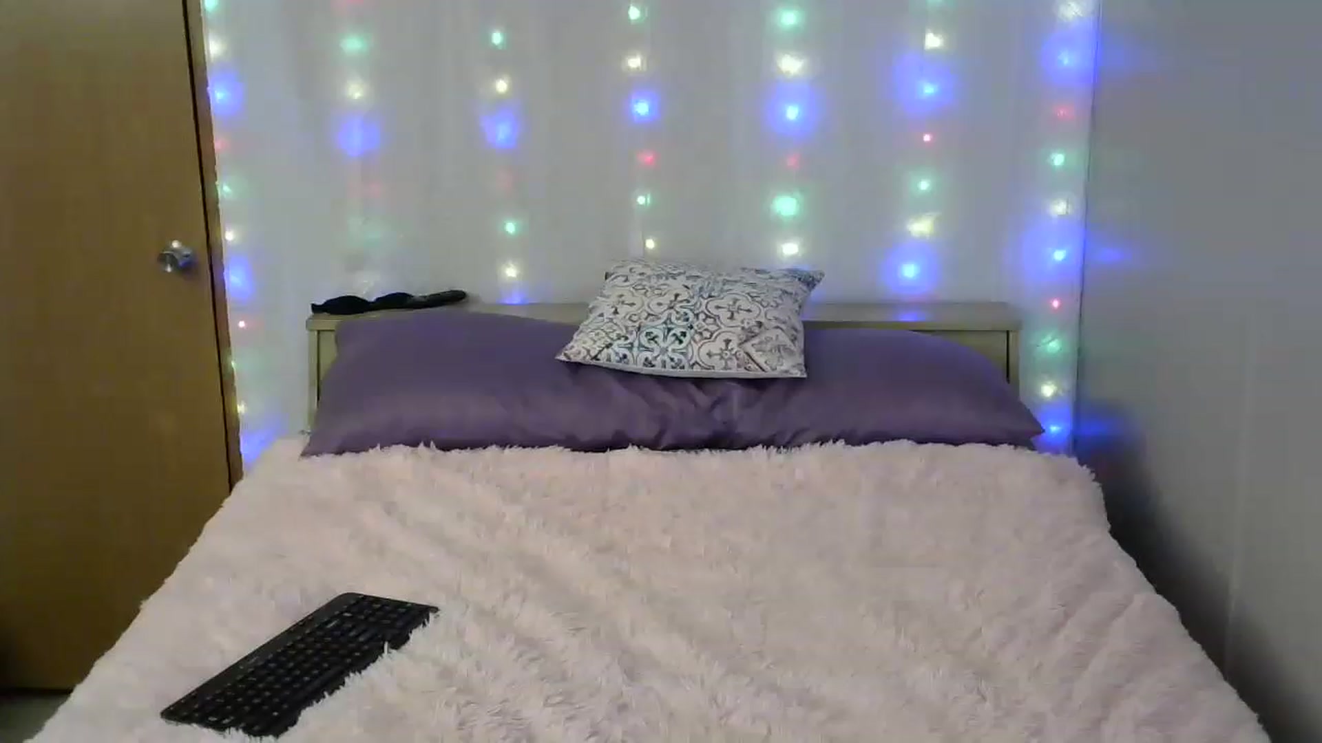 Gallery image thumbnail from SouthernNsexi's myfreecams stream on, 06/07/2023, 14:35 image 4 of 20