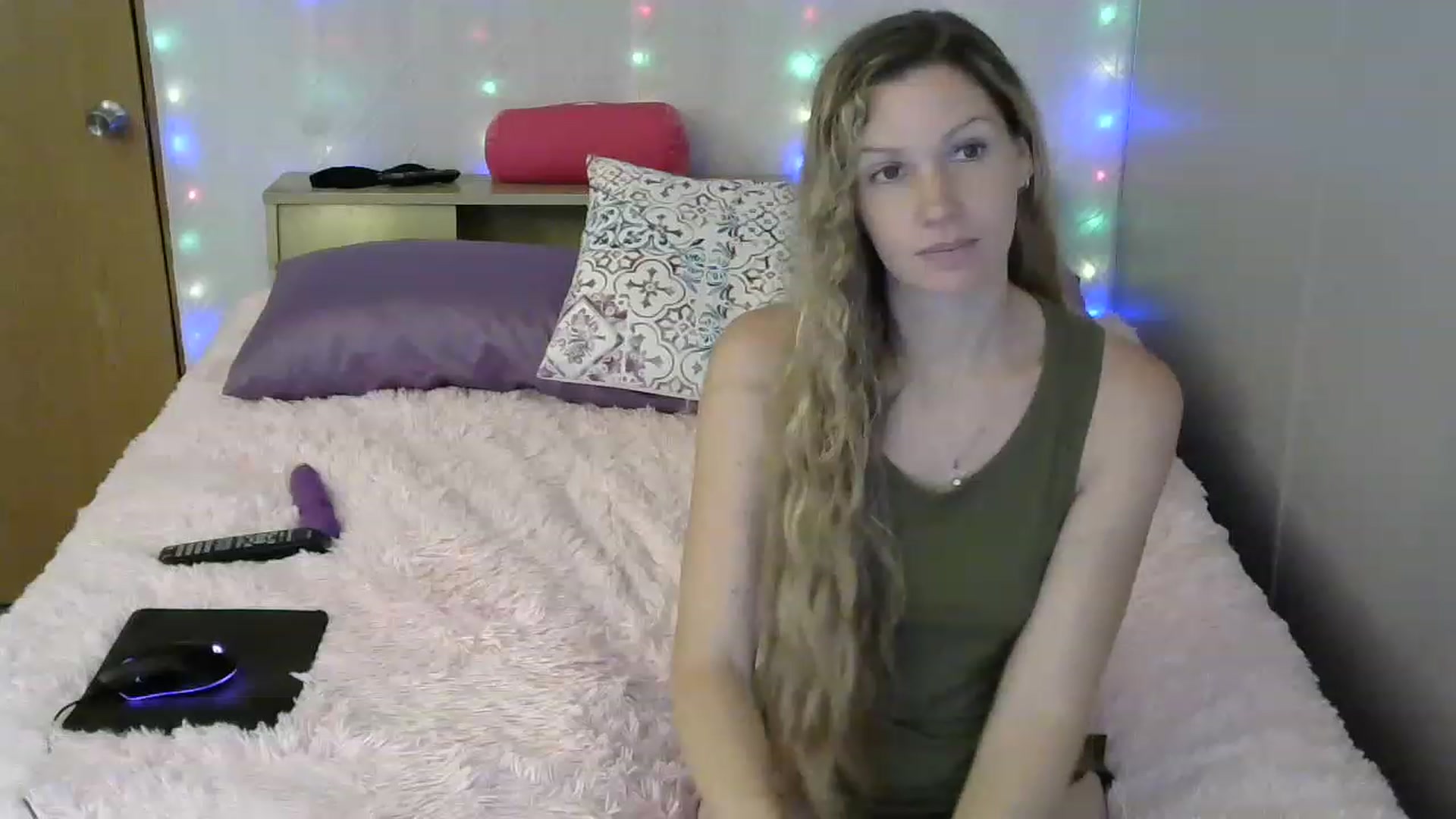 Gallery image thumbnail from SouthernNsexi's myfreecams stream on, 06/11/2023, 14:11 image 15 of 20