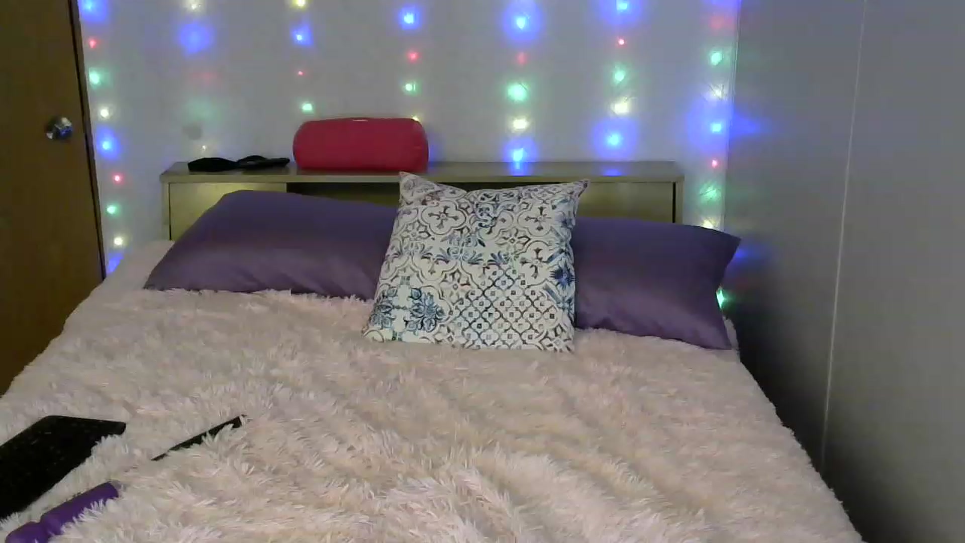 Gallery image thumbnail from SouthernNsexi's myfreecams stream on, 06/22/2023, 14:04 image 14 of 20