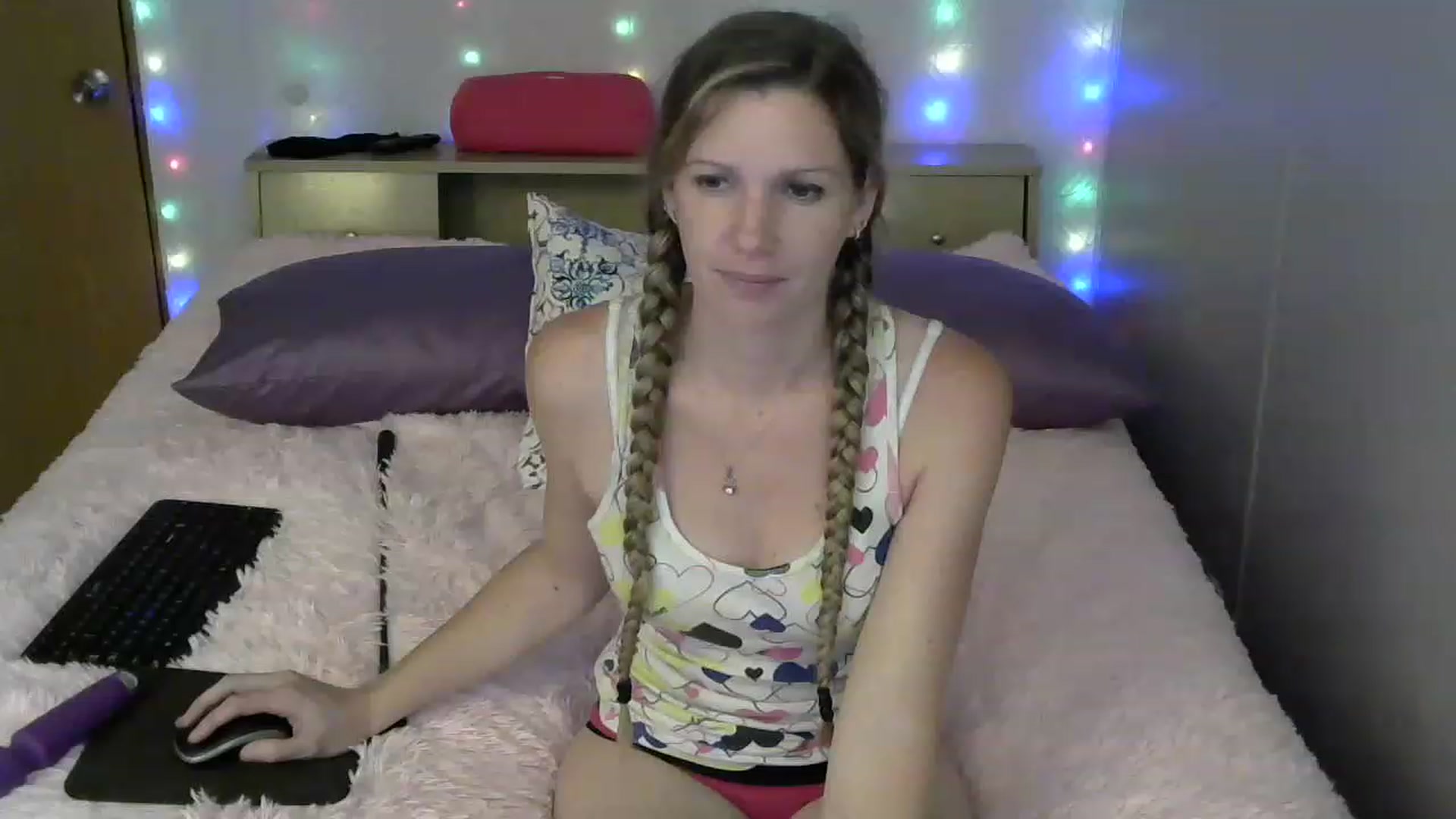 Gallery image thumbnail from SouthernNsexi's myfreecams stream on, 06/26/2023, 03:16 image 3 of 20
