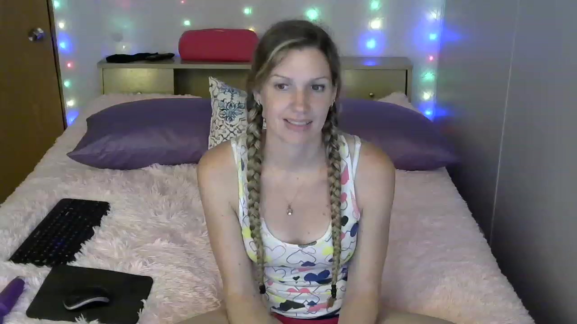 Gallery image thumbnail from SouthernNsexi's myfreecams stream on, 06/26/2023, 03:16 image 8 of 20