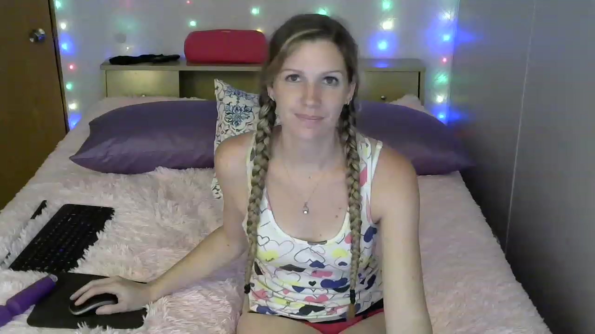 Gallery image thumbnail from SouthernNsexi's myfreecams stream on, 06/26/2023, 03:16 image 4 of 20
