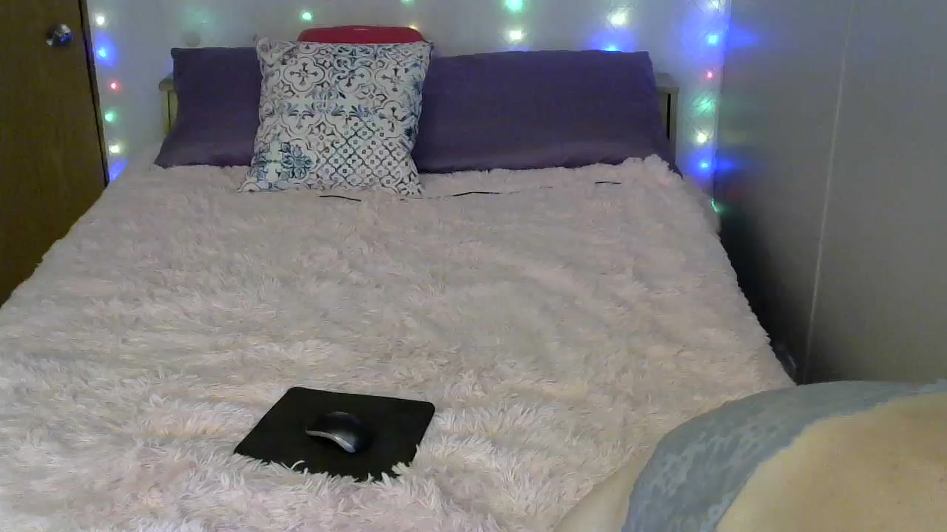 Gallery image thumbnail from SouthernNsexi's myfreecams stream on, 06/28/2023, 14:48 image 10 of 20
