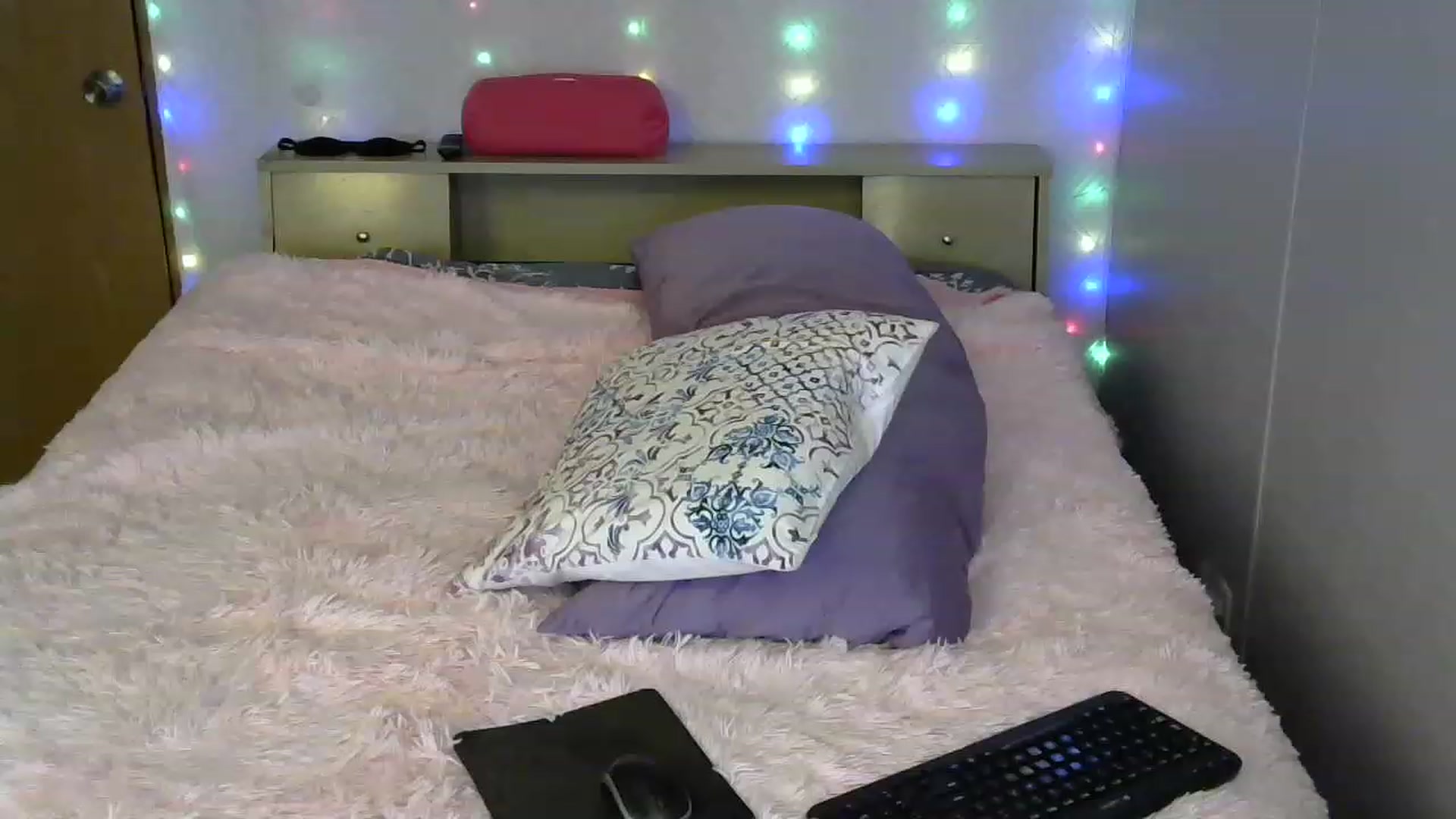 Gallery image thumbnail from SouthernNsexi's myfreecams stream on, 06/30/2023, 02:23 image 18 of 20
