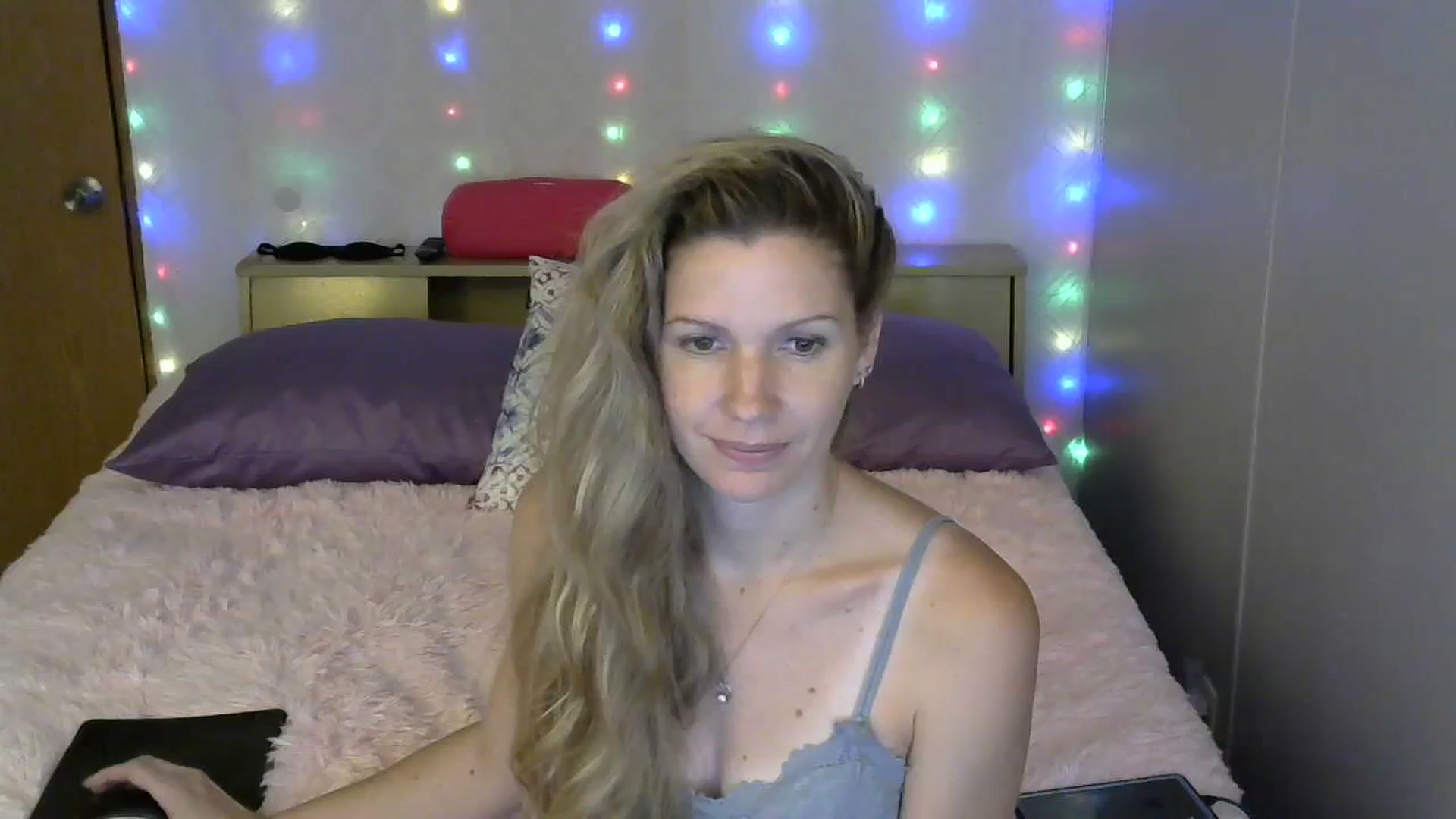 Gallery image thumbnail from SouthernNsexi's myfreecams stream on, 07/01/2023, 14:55 image 6 of 20