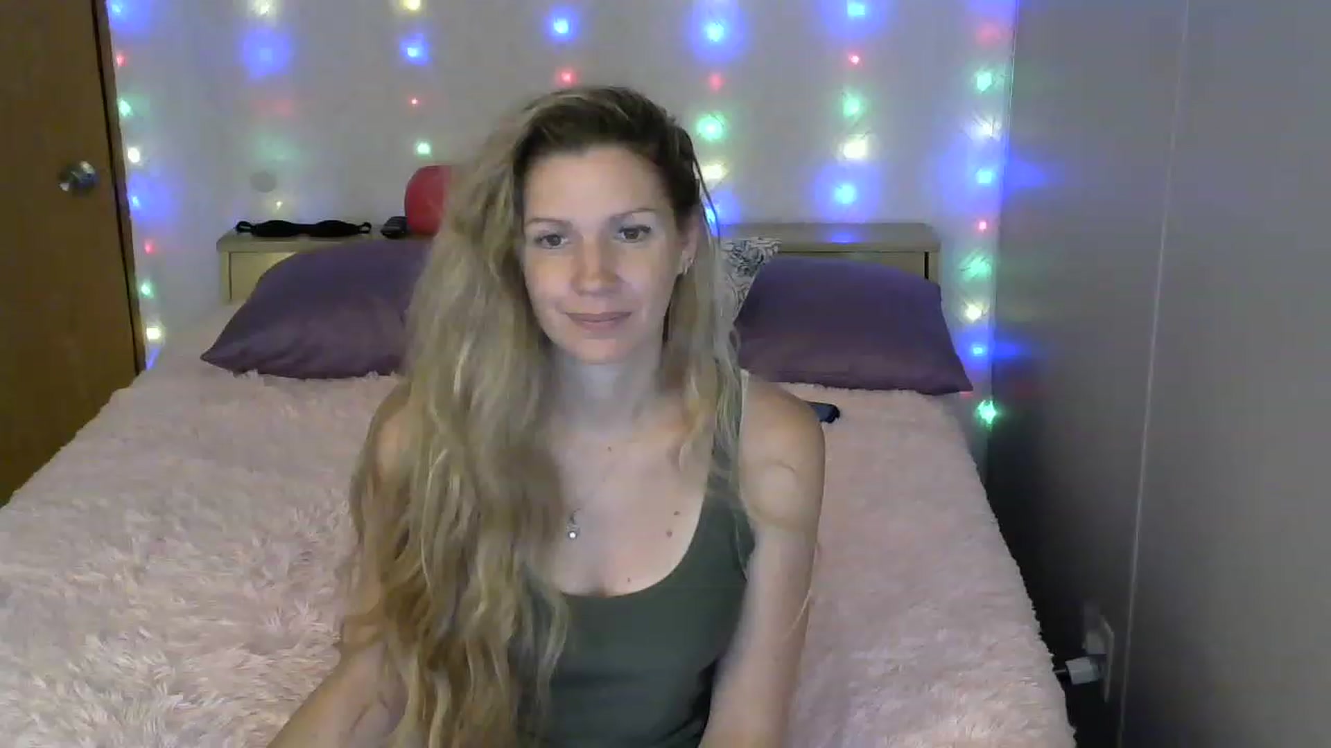 Gallery image thumbnail from SouthernNsexi's myfreecams stream on, 07/02/2023, 14:16 image 12 of 20