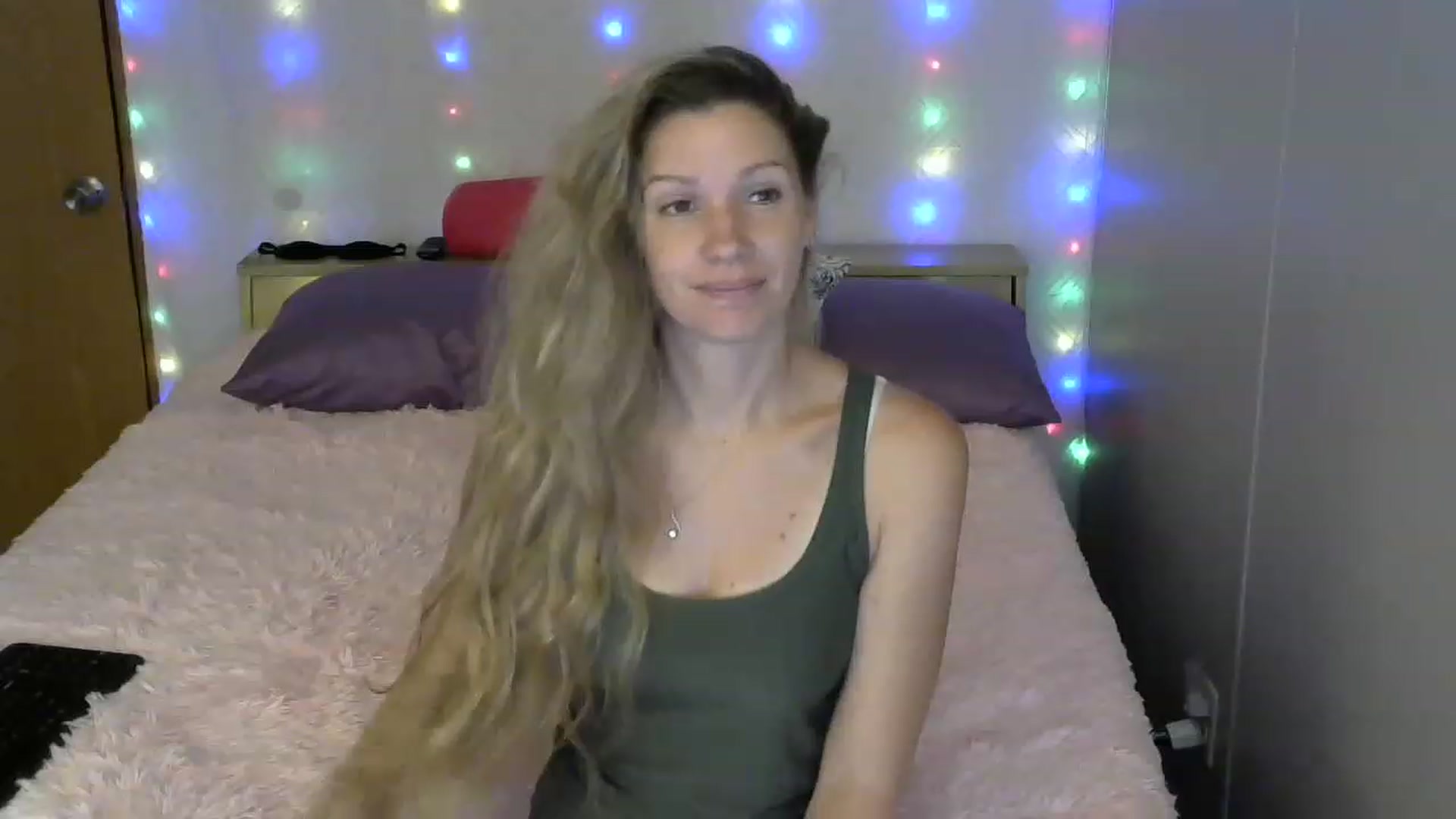 Gallery image thumbnail from SouthernNsexi's myfreecams stream on, 07/02/2023, 14:16 image 10 of 20