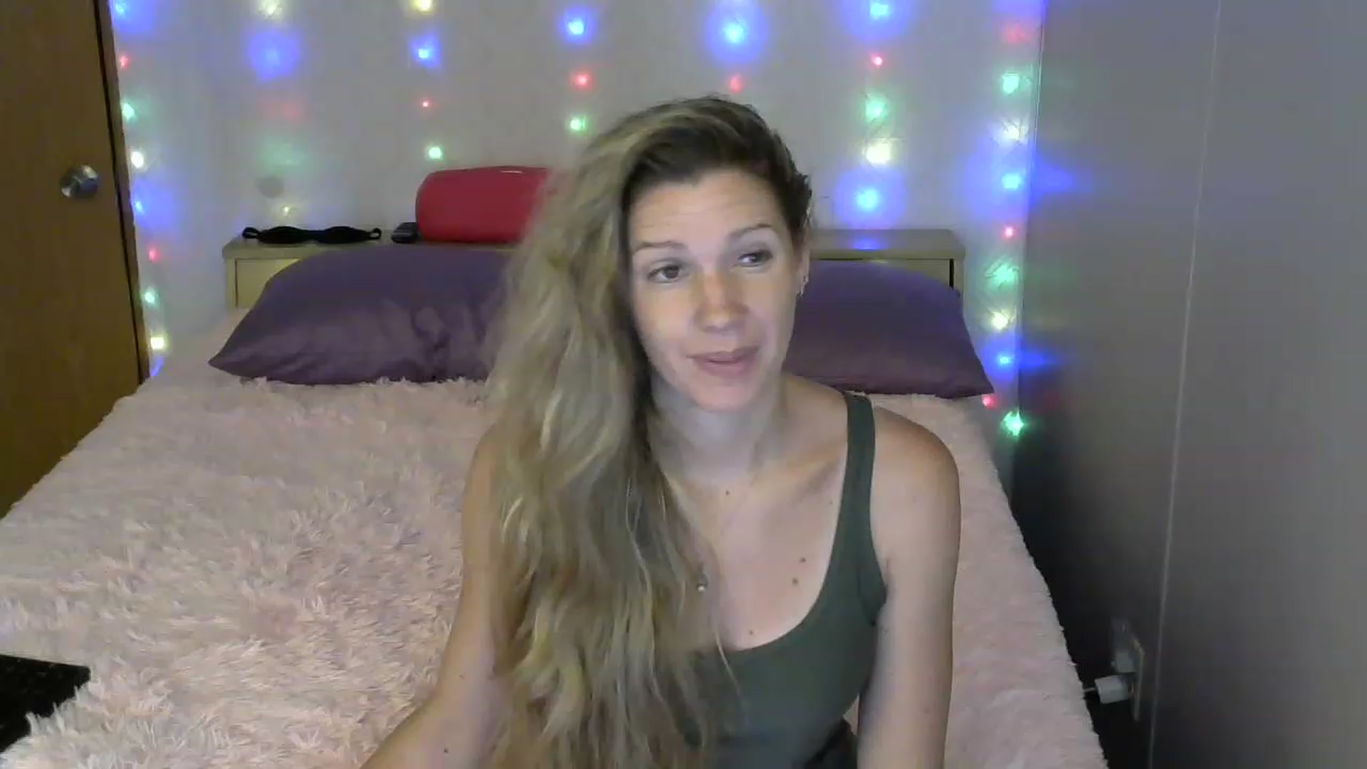Gallery image thumbnail from SouthernNsexi's myfreecams stream on, 07/02/2023, 14:16 image 9 of 20