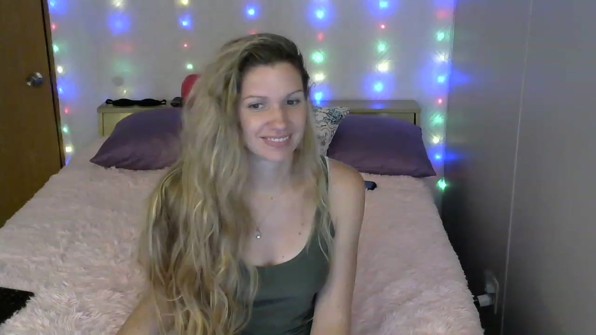 Gallery image thumbnail from SouthernNsexi's myfreecams stream on, 07/02/2023, 14:16 image 13 of 20