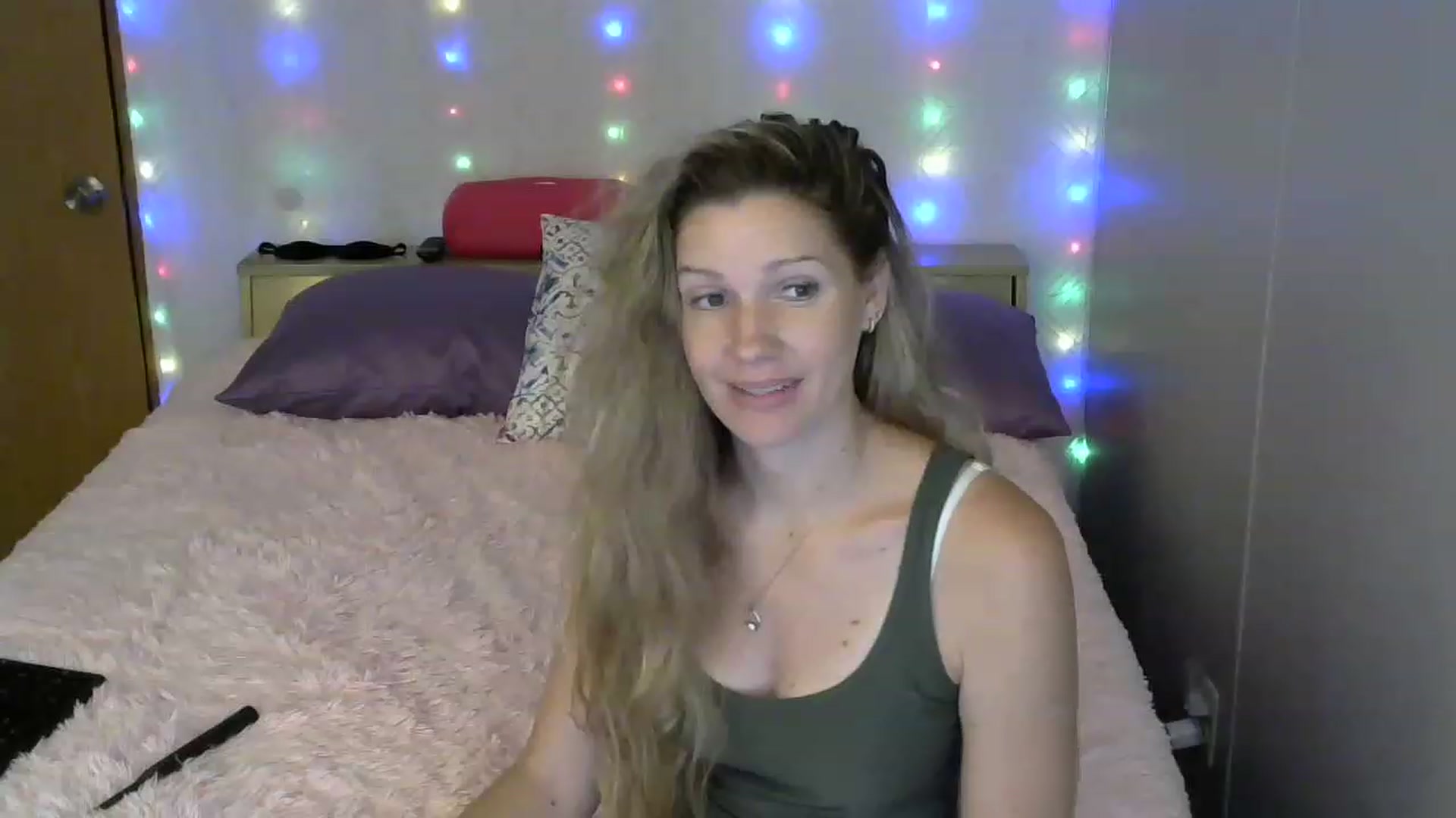Gallery image thumbnail from SouthernNsexi's myfreecams stream on, 07/02/2023, 14:16 image 19 of 20