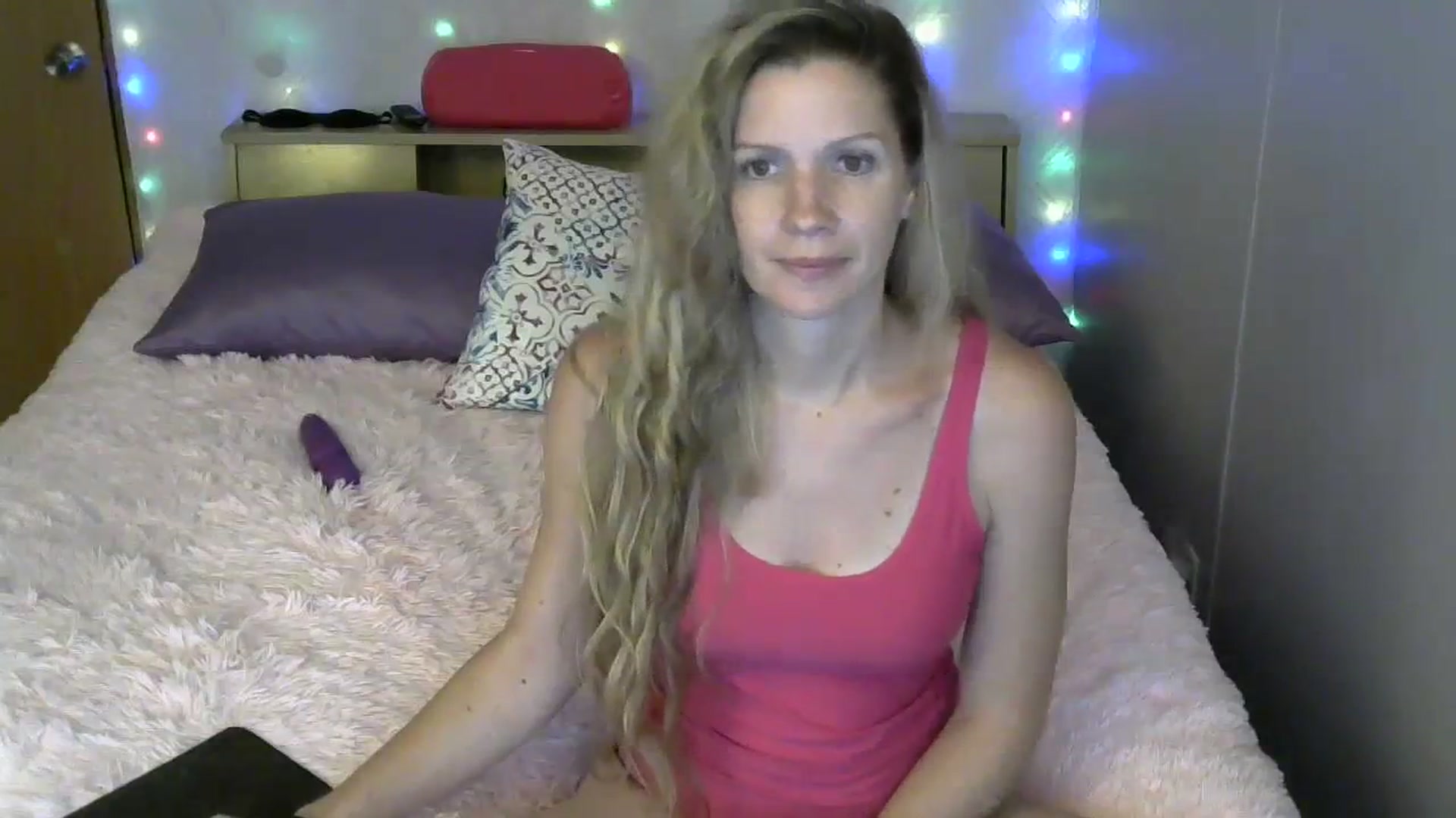 Gallery image thumbnail from SouthernNsexi's myfreecams stream on, 07/06/2023, 02:23 image 9 of 20