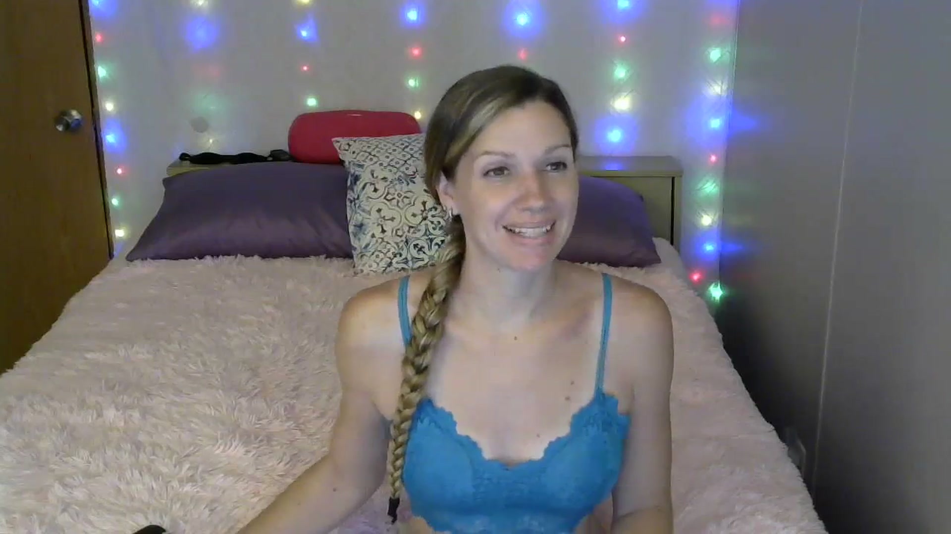 Gallery image thumbnail from SouthernNsexi's myfreecams stream on, 07/10/2023, 02:41 image 2 of 20