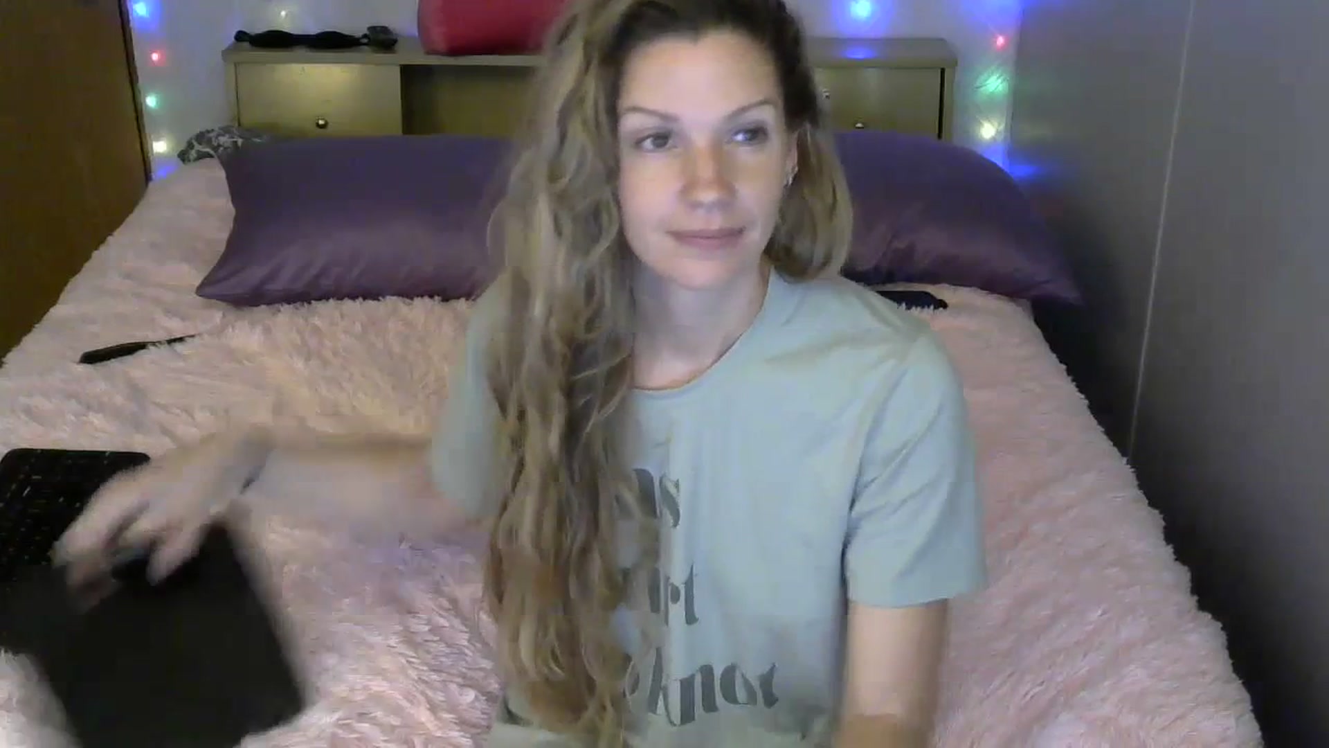 Gallery image thumbnail from SouthernNsexi's myfreecams stream on, 07/15/2023, 15:19 image 20 of 20