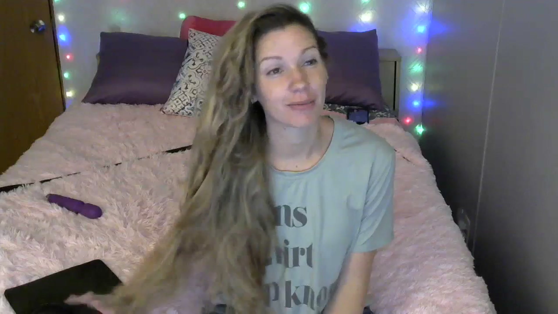 Gallery image thumbnail from SouthernNsexi's myfreecams stream on, 07/15/2023, 15:19 image 8 of 20