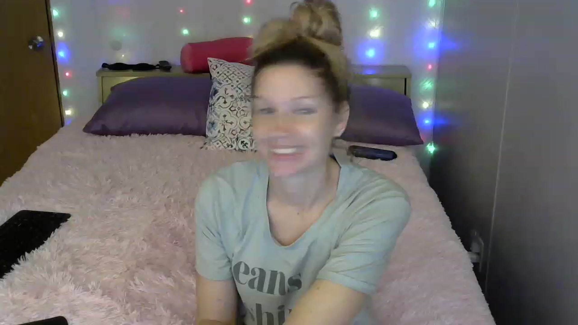 Gallery image thumbnail from SouthernNsexi's myfreecams stream on, 07/16/2023, 13:57 image 13 of 20