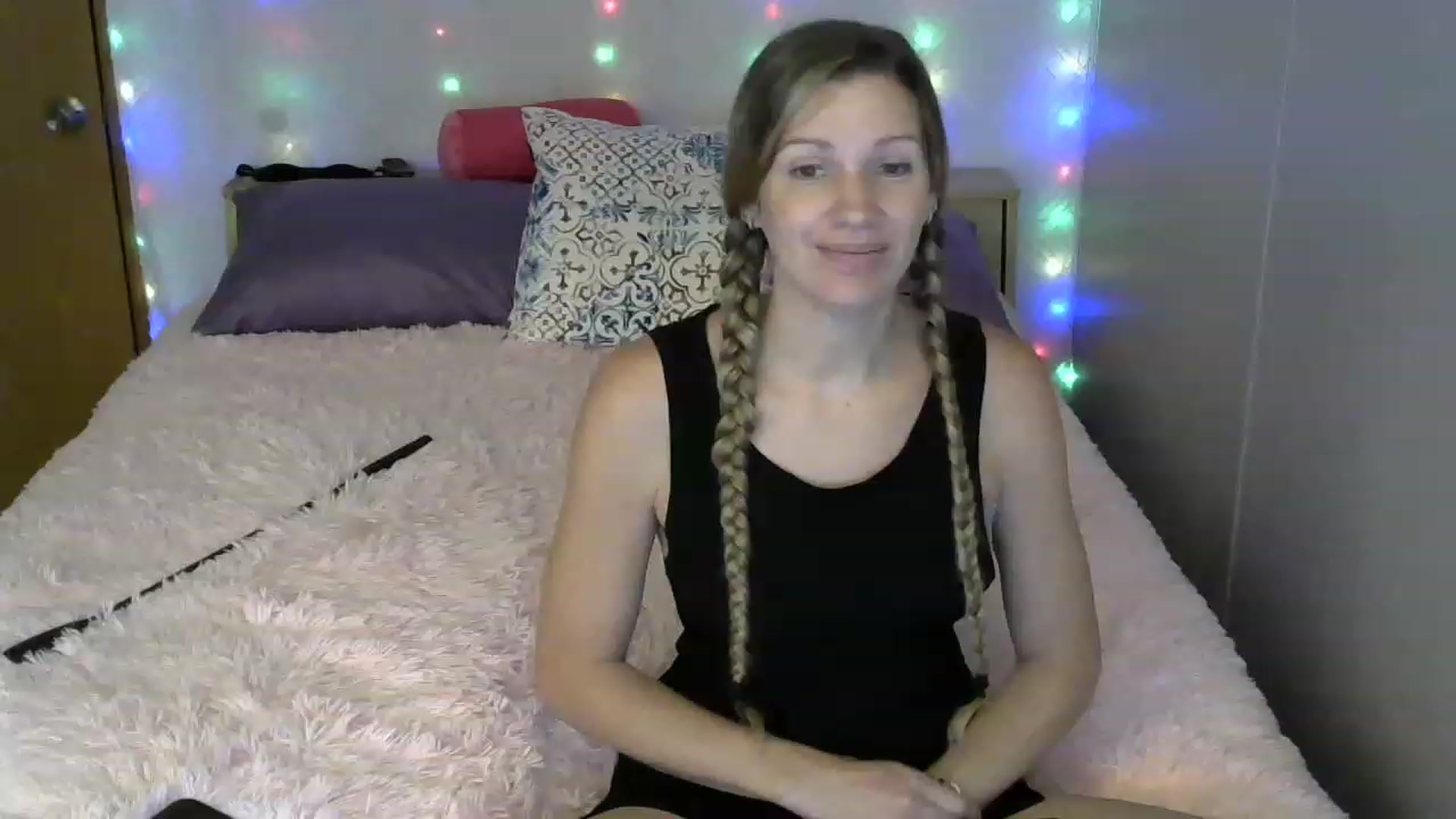 Gallery image thumbnail from SouthernNsexi's myfreecams stream on, 07/19/2023, 14:31 image 20 of 20