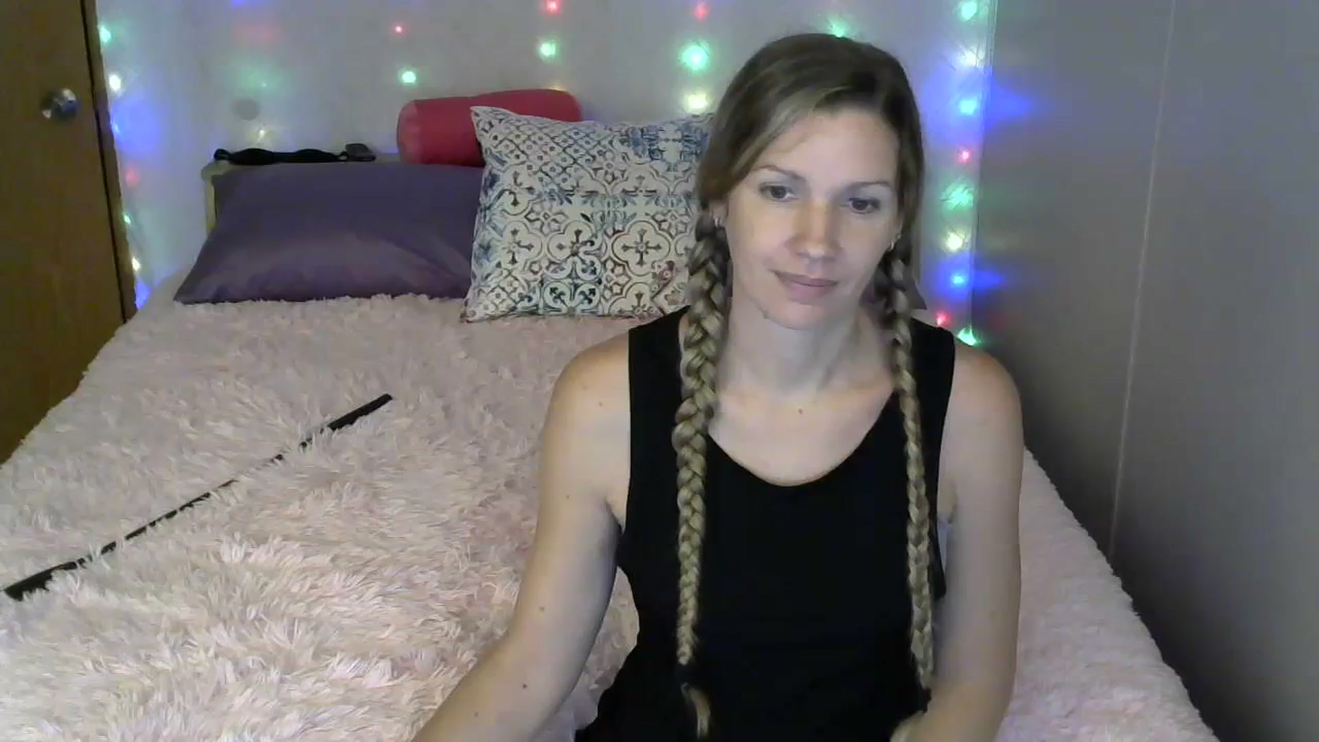 Gallery image thumbnail from SouthernNsexi's myfreecams stream on, 07/19/2023, 15:09 image 12 of 20