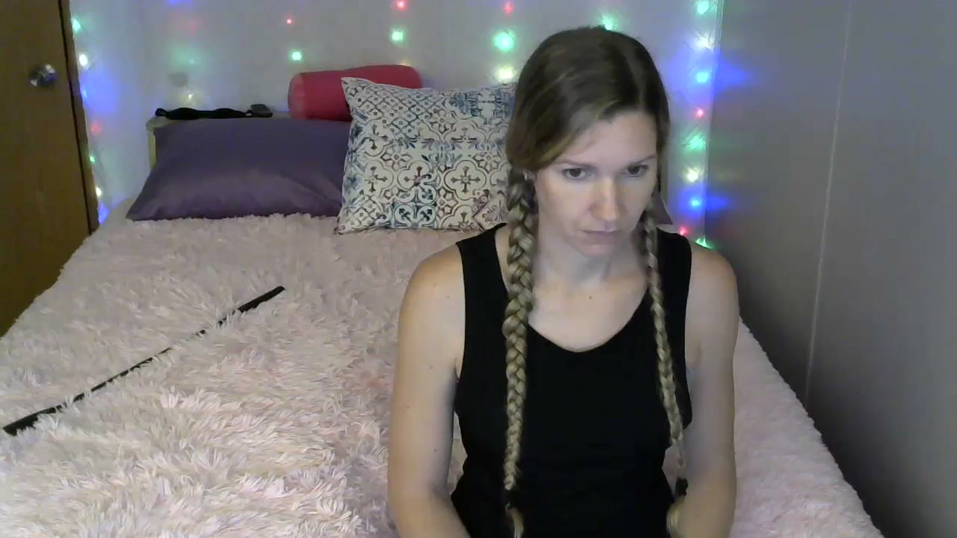 Gallery image thumbnail from SouthernNsexi's myfreecams stream on, 07/19/2023, 15:09 image 15 of 20