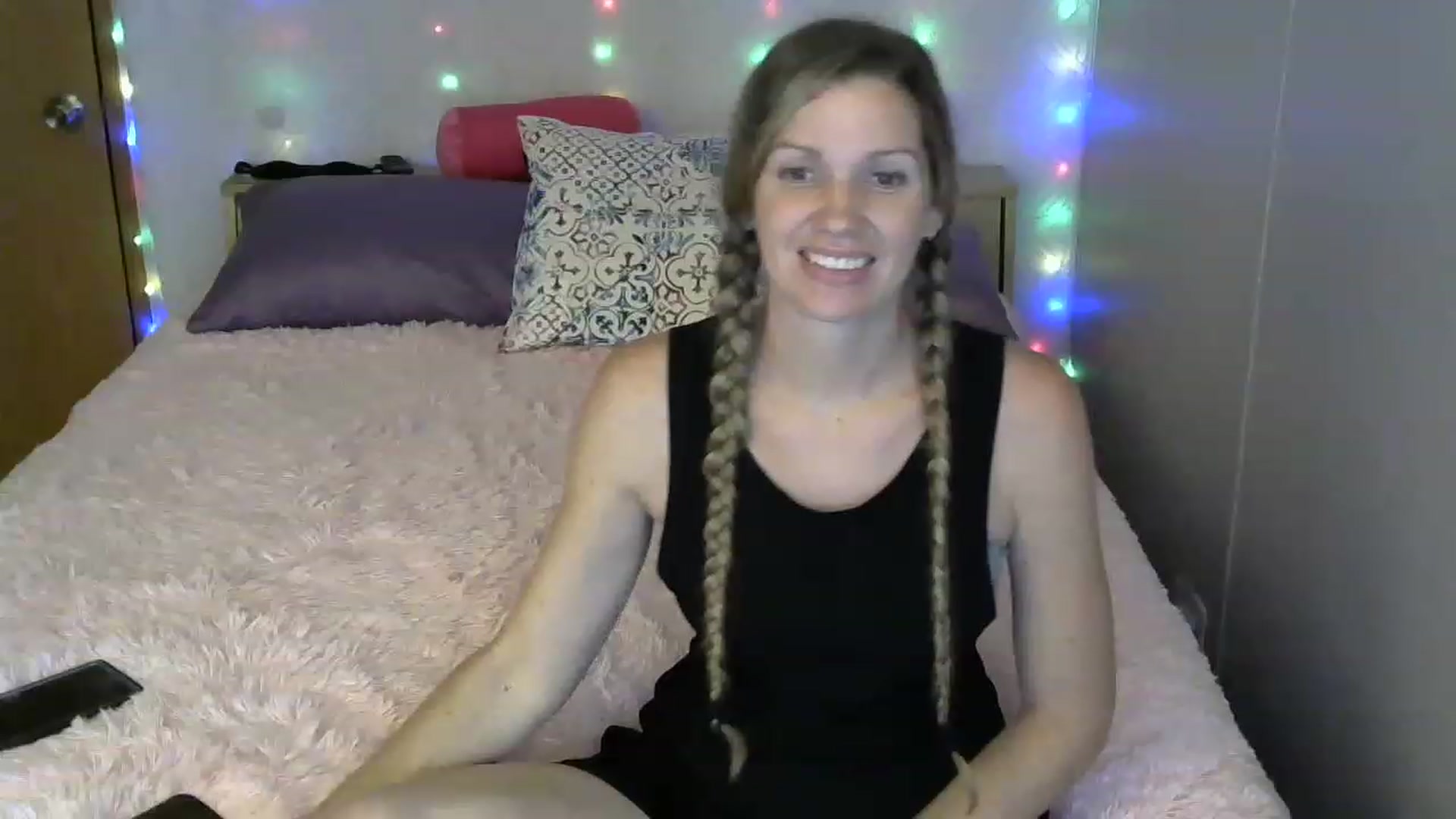 Gallery image thumbnail from SouthernNsexi's myfreecams stream on, 07/20/2023, 02:22 image 2 of 20