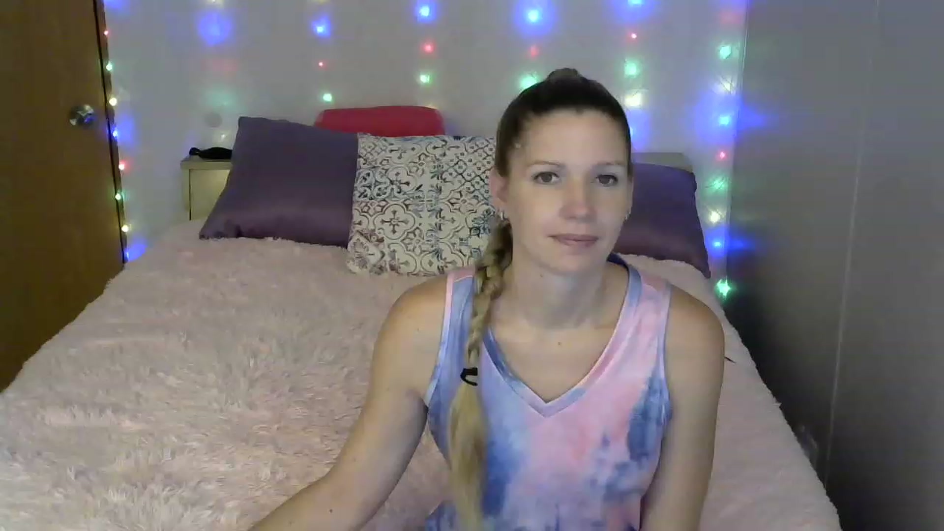 Gallery image thumbnail from SouthernNsexi's myfreecams stream on, 07/23/2023, 14:07 image 11 of 20