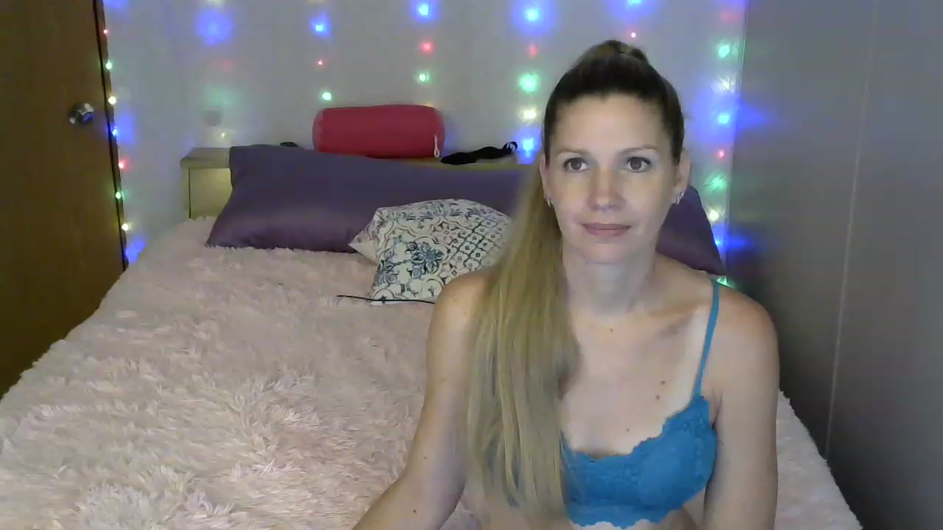 Gallery image thumbnail from SouthernNsexi's myfreecams stream on, 07/29/2023, 14:11 image 18 of 20