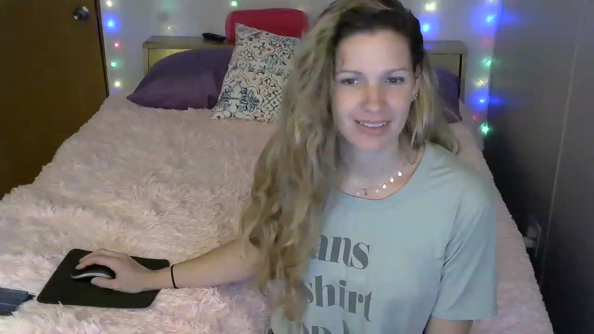 Gallery image thumbnail from SouthernNsexi's myfreecams stream on, 08/26/2023, 14:23 image 4 of 20