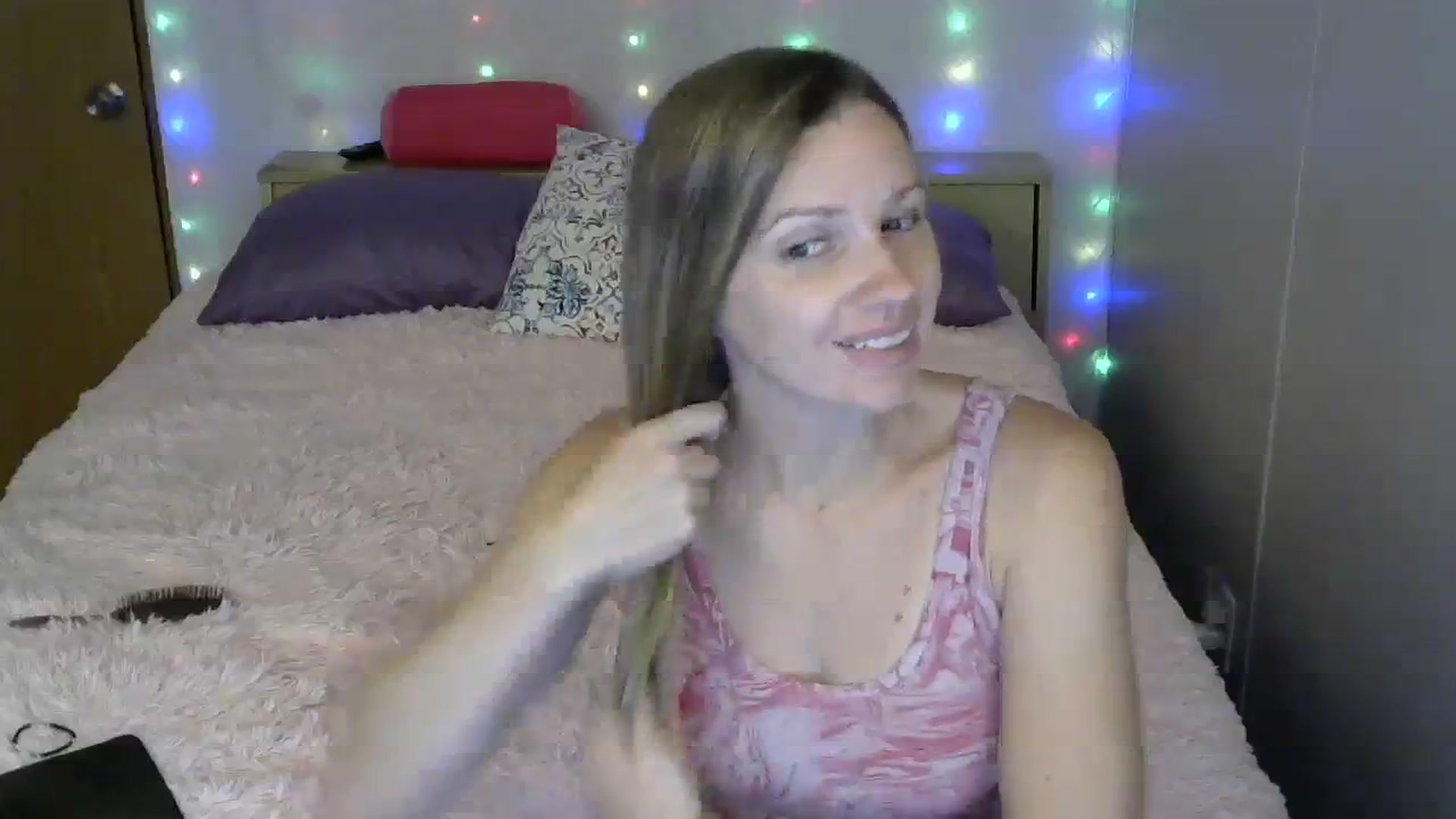 Gallery image thumbnail from SouthernNsexi's myfreecams stream on, 09/09/2023, 14:47 image 2 of 20
