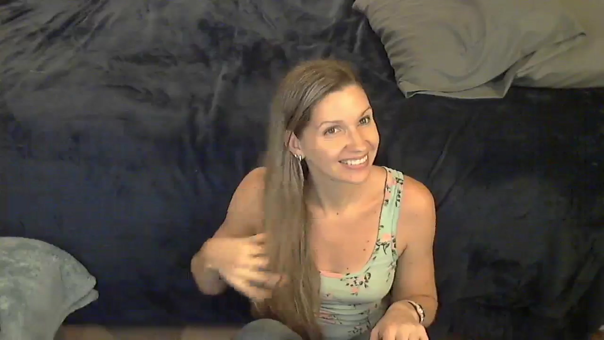 Gallery image thumbnail from SouthernNsexi's myfreecams stream on, 09/13/2023, 02:40 image 12 of 20