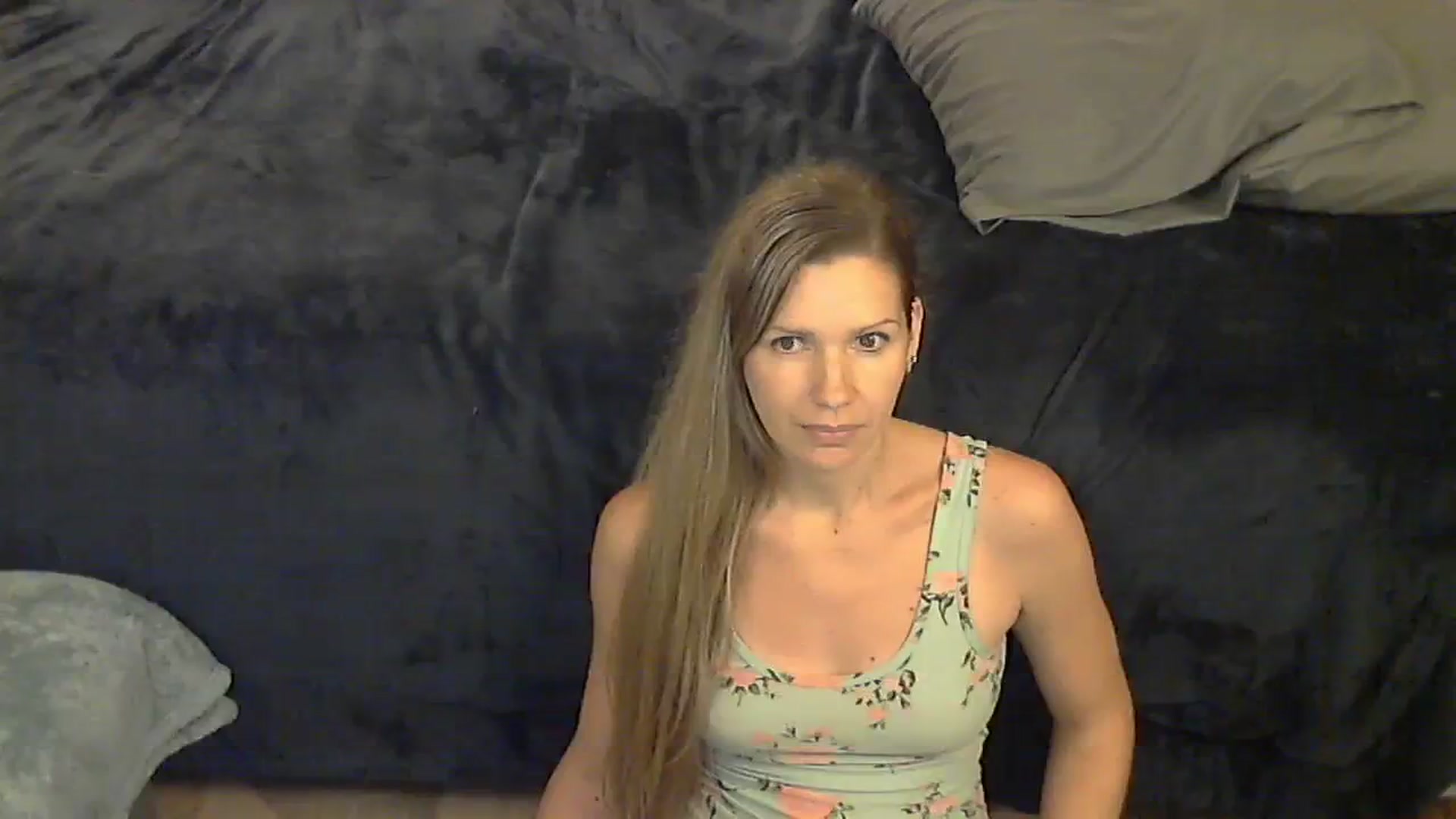 Gallery image thumbnail from SouthernNsexi's myfreecams stream on, 09/13/2023, 02:40 image 6 of 20