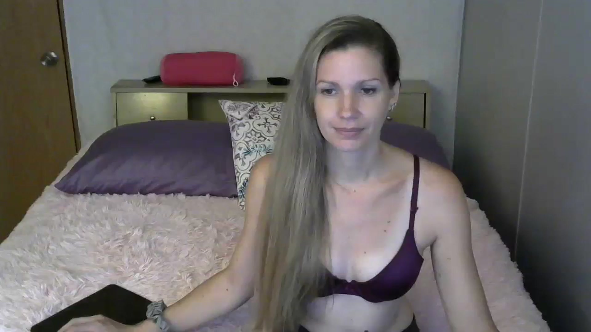 Gallery image thumbnail from SouthernNsexi's myfreecams stream on, 09/17/2023, 14:08 image 5 of 20