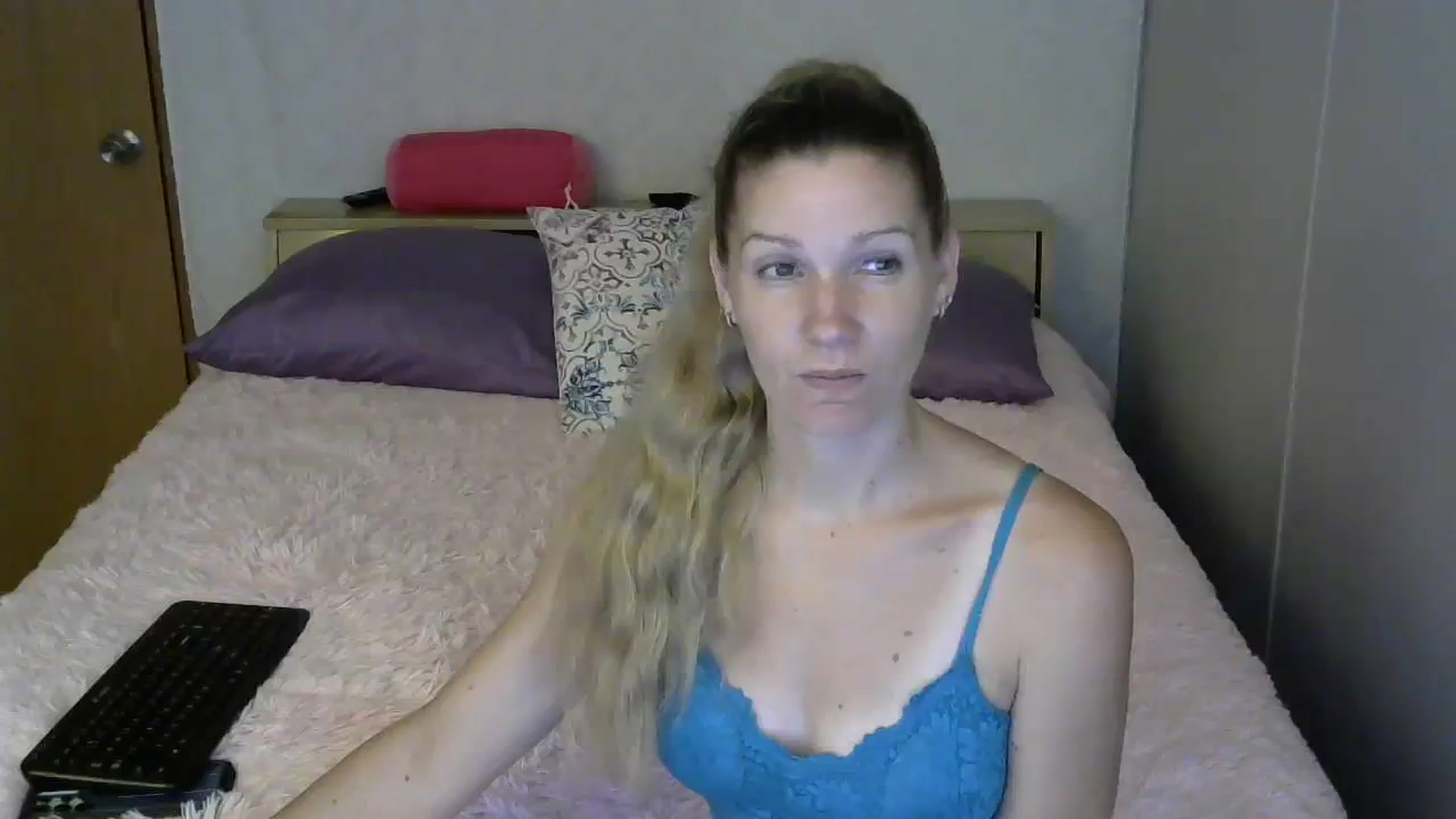 Gallery image thumbnail from SouthernNsexi's myfreecams stream on, 09/23/2023, 13:49 image 7 of 20