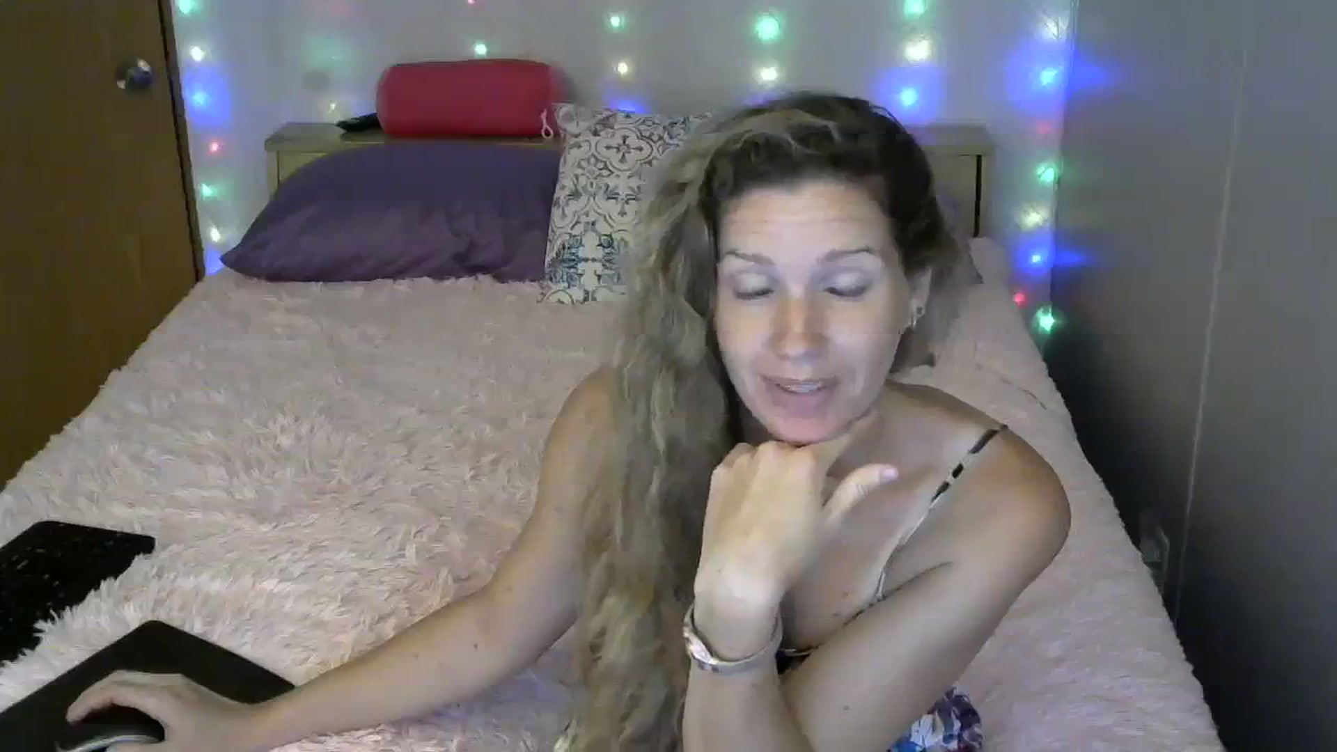 Gallery image thumbnail from SouthernNsexi's myfreecams stream on, 09/30/2023, 14:11 image 20 of 20