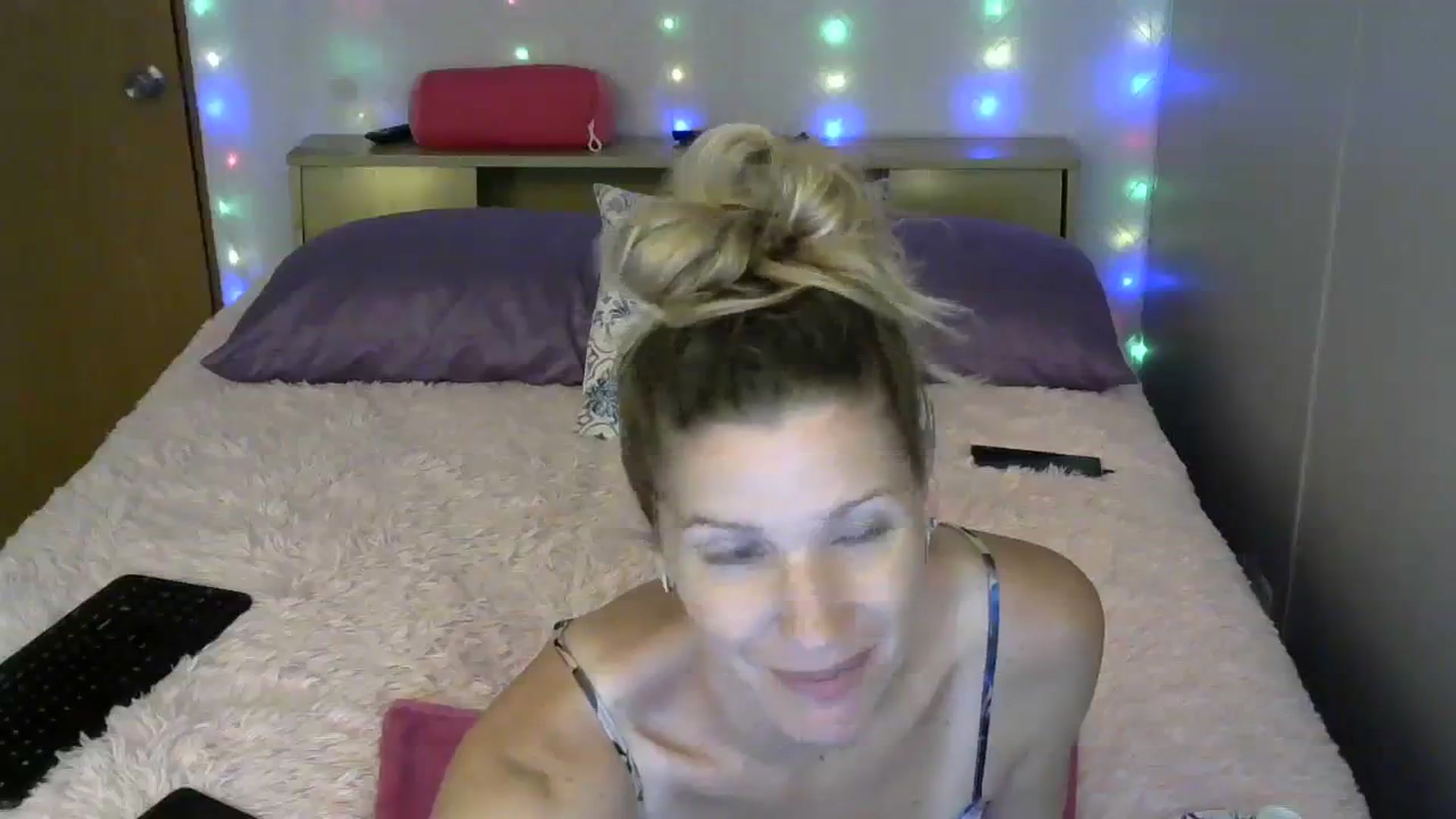 Gallery image thumbnail from SouthernNsexi's myfreecams stream on, 09/30/2023, 15:26 image 3 of 20