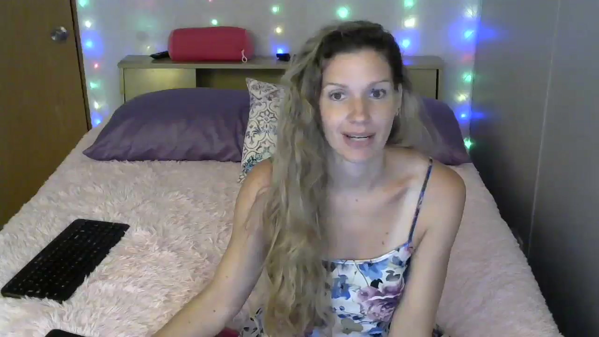 Gallery image thumbnail from SouthernNsexi's myfreecams stream on, 09/30/2023, 15:26 image 17 of 20