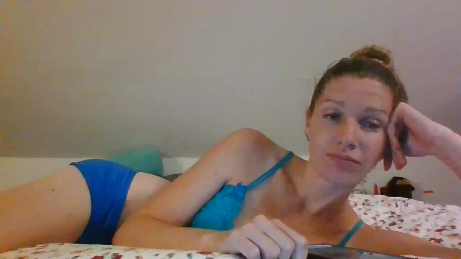 Gallery image thumbnail from SouthernNsexi's myfreecams stream on, 10/15/2023, 03:04 image 10 of 20