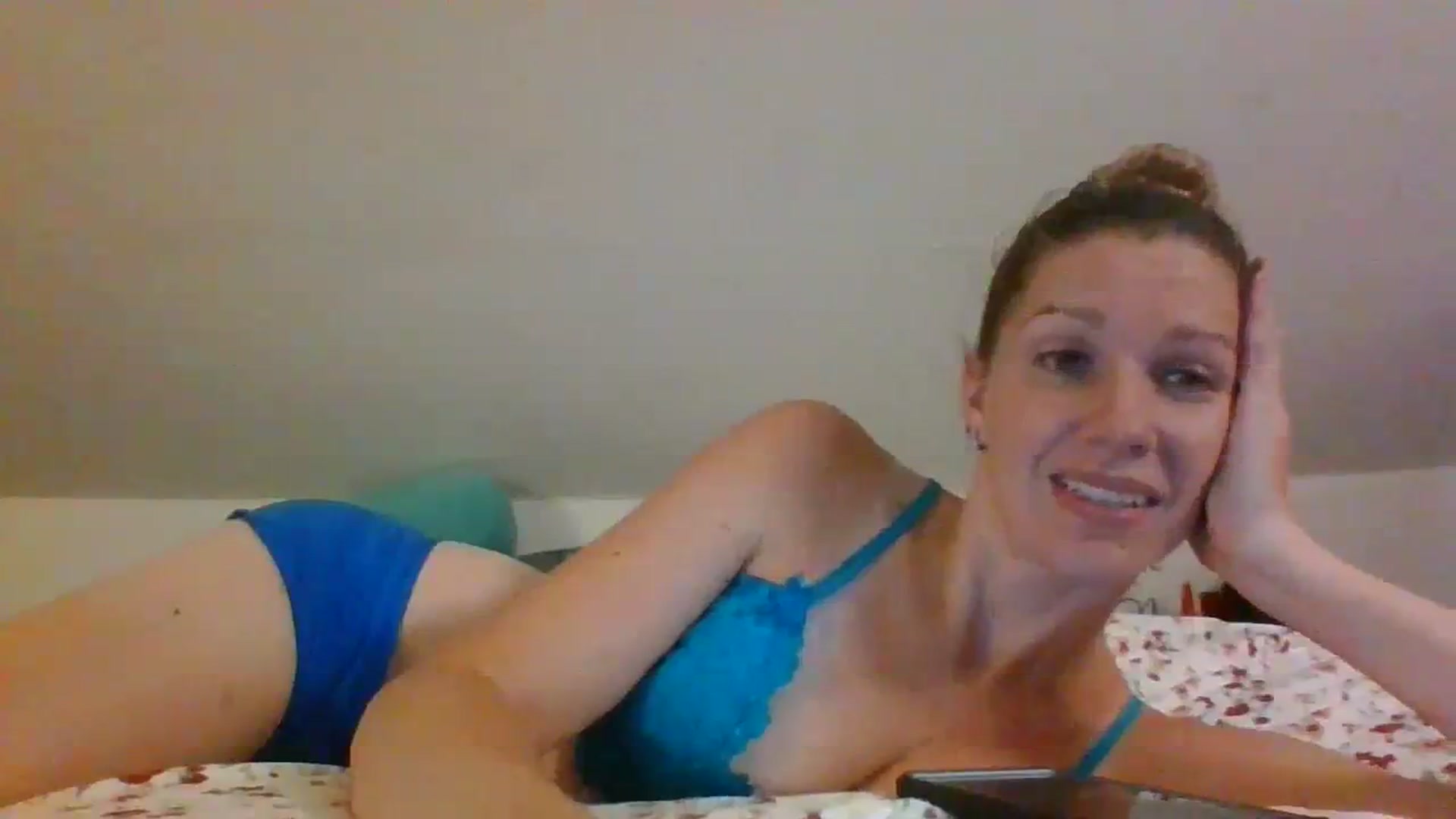 Gallery image thumbnail from SouthernNsexi's myfreecams stream on, 10/15/2023, 03:04 image 18 of 20