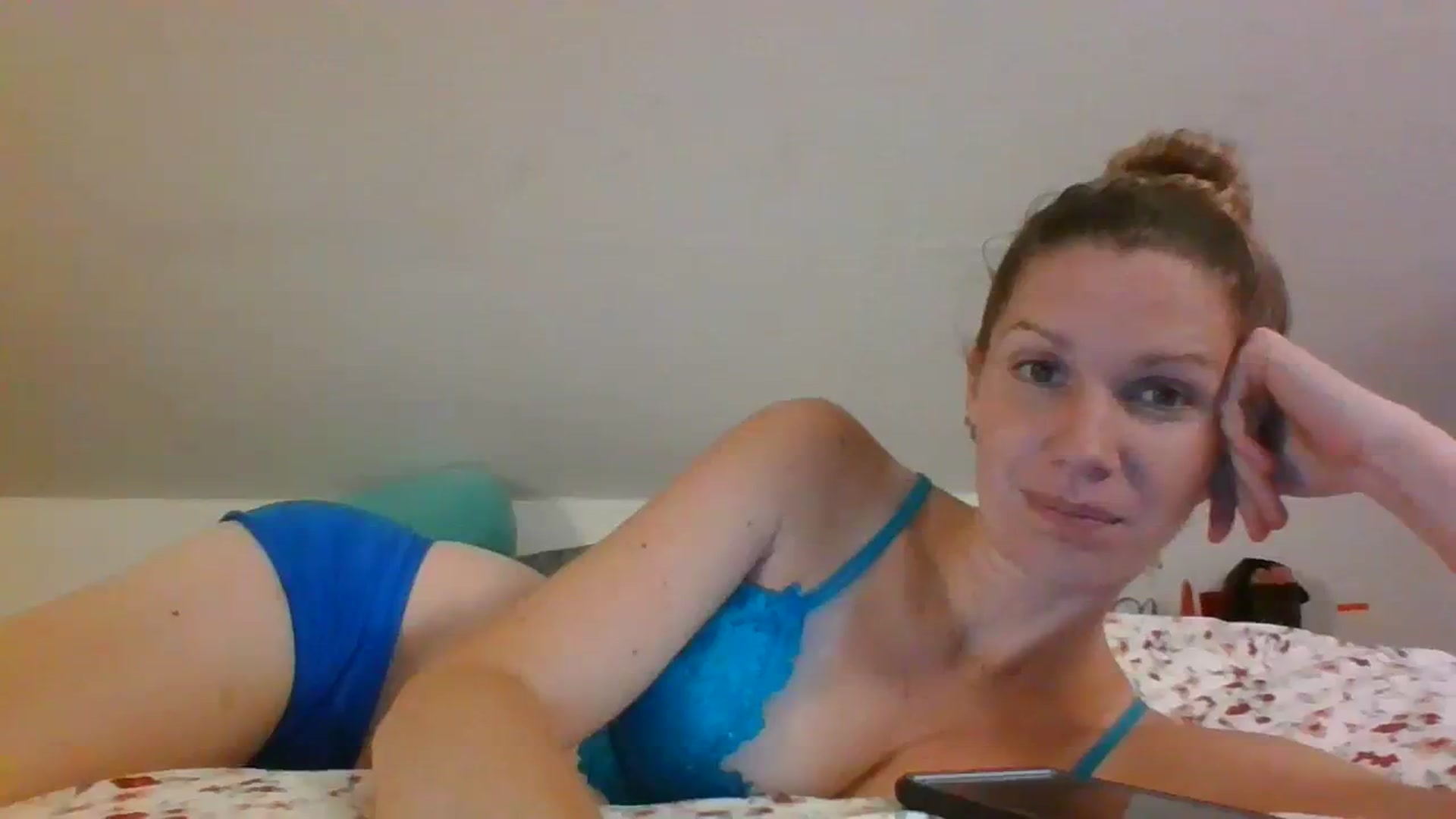 Gallery image thumbnail from SouthernNsexi's myfreecams stream on, 10/15/2023, 03:04 image 17 of 20