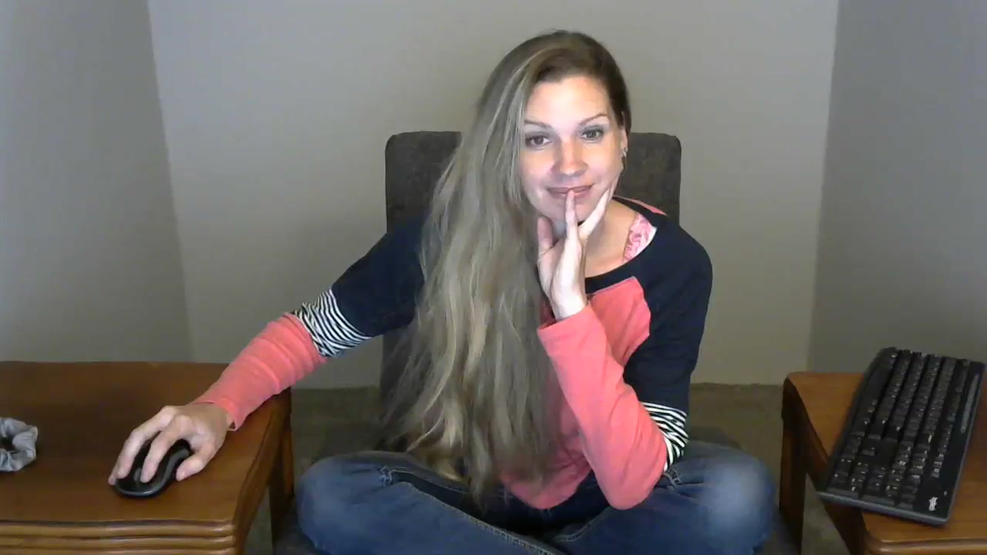 Gallery image thumbnail from SouthernNsexi's myfreecams stream on, 10/21/2023, 13:40 image 18 of 20