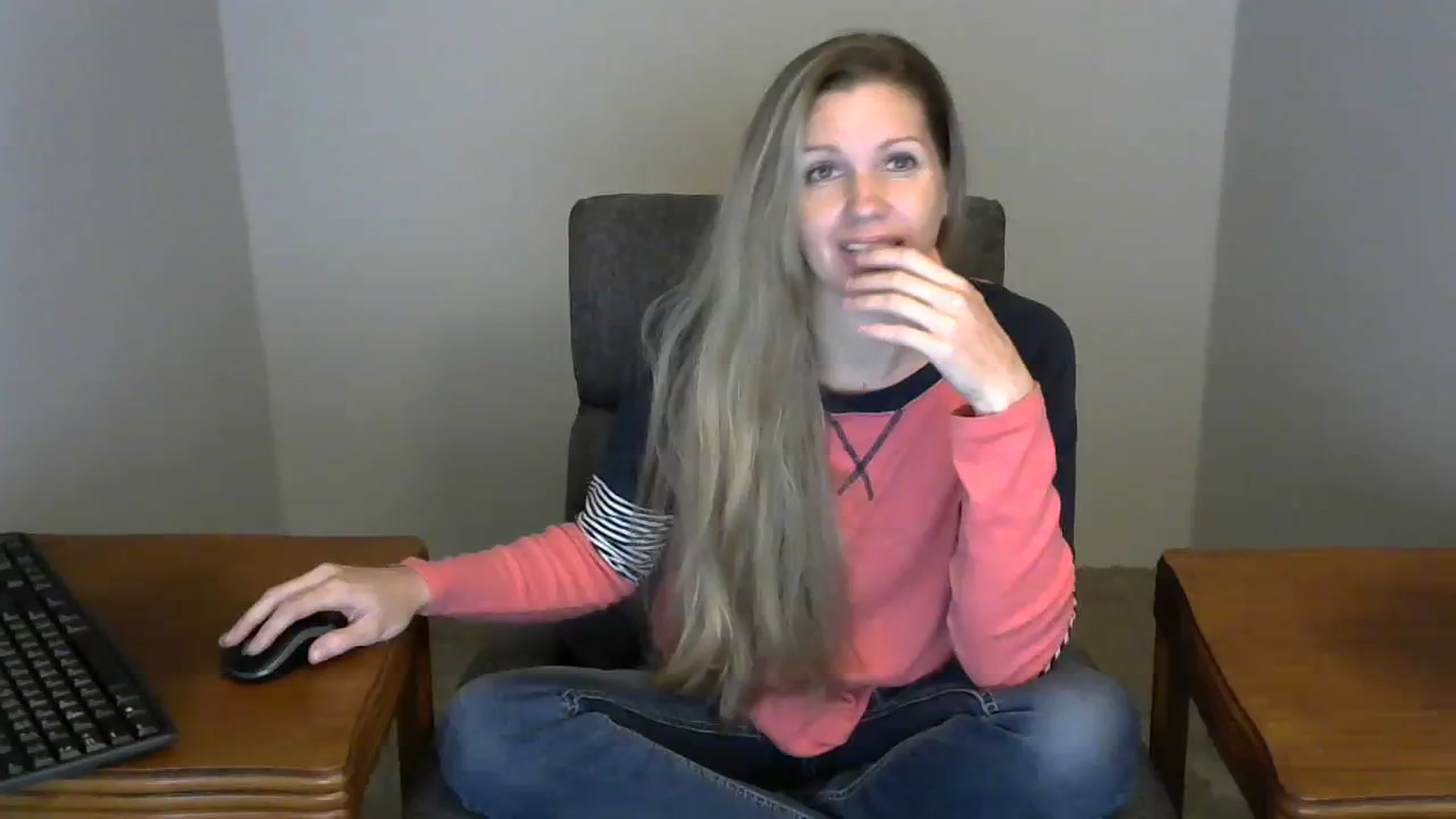 Gallery image thumbnail from SouthernNsexi's myfreecams stream on, 10/21/2023, 13:40 image 19 of 20