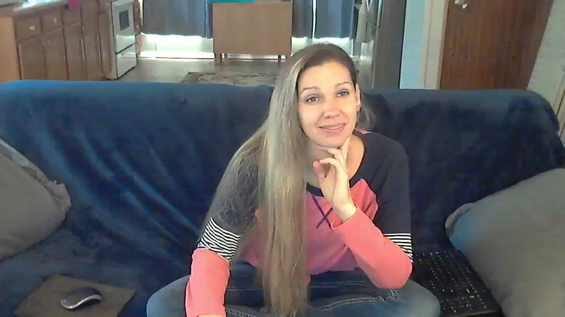 Gallery image thumbnail from SouthernNsexi's myfreecams stream on, 10/21/2023, 15:05 image 11 of 20