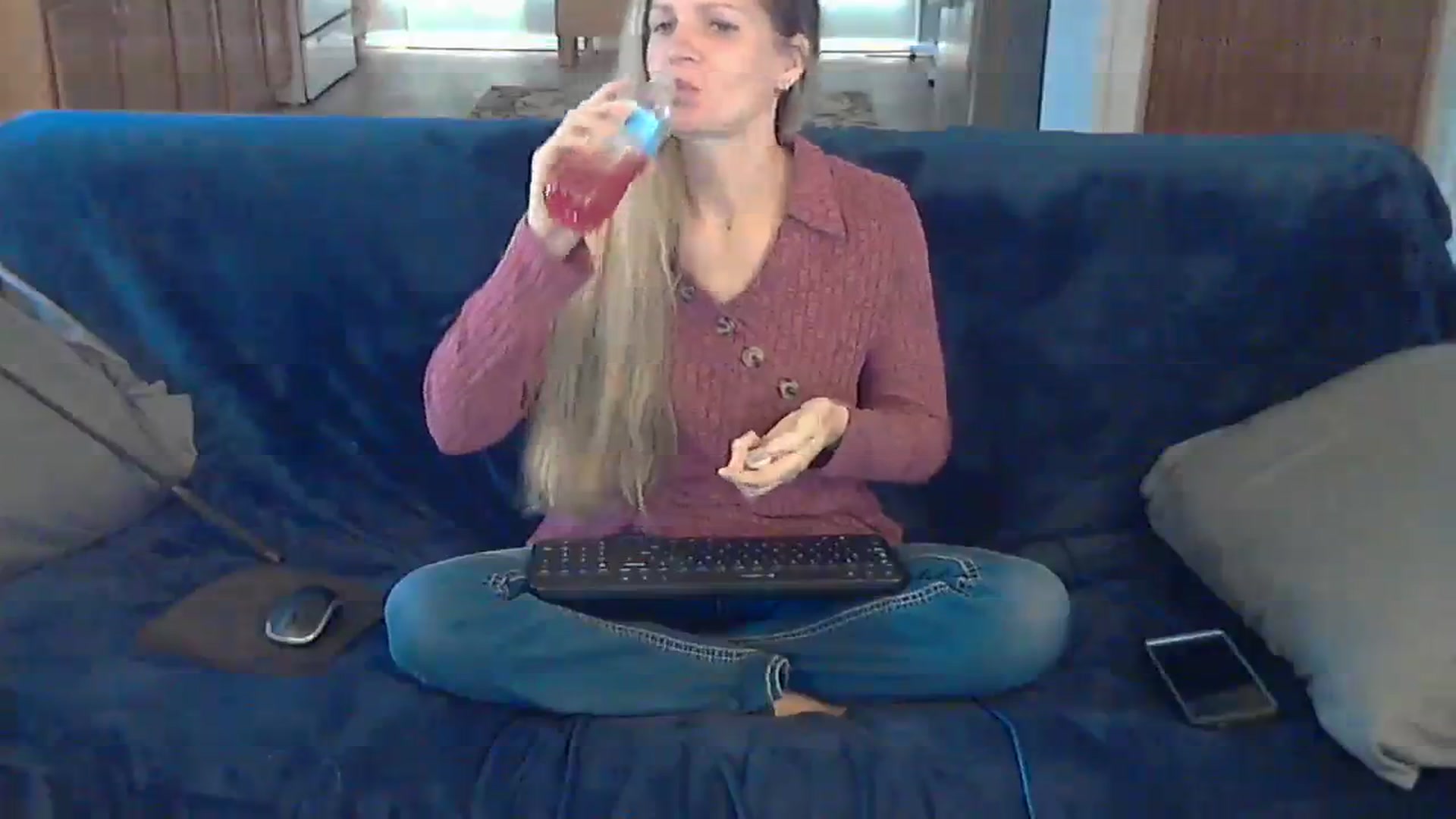 Gallery image thumbnail from SouthernNsexi's myfreecams stream on, 10/22/2023, 14:57 image 19 of 20