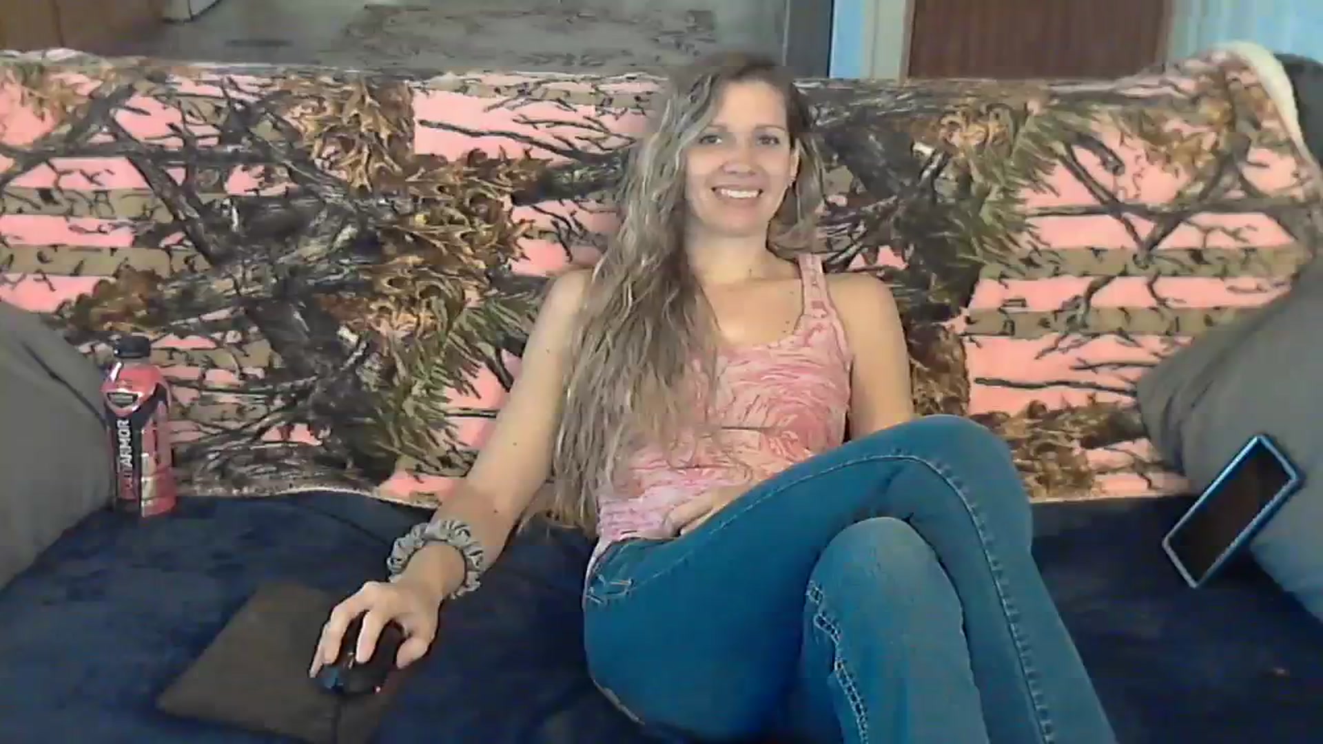 Gallery image thumbnail from SouthernNsexi's myfreecams stream on, 11/13/2023, 15:09 image 8 of 20