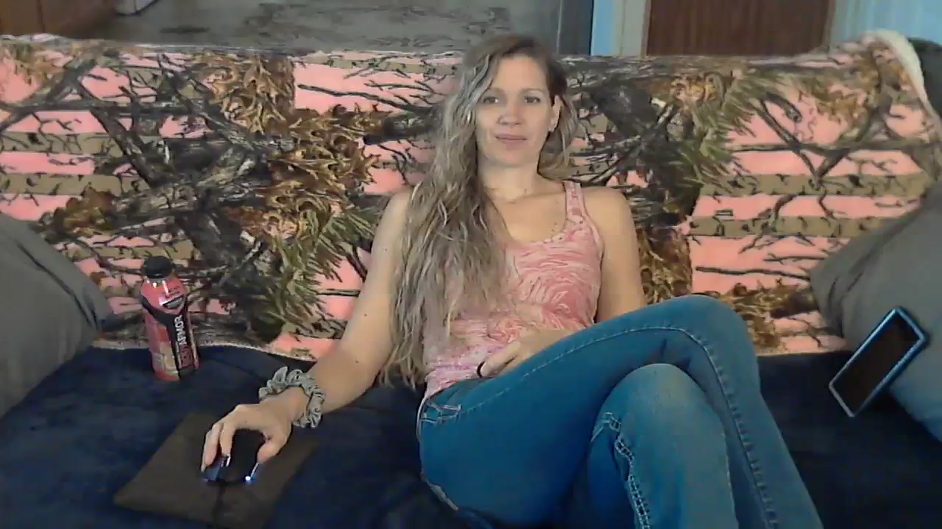 Gallery image thumbnail from SouthernNsexi's myfreecams stream on, 11/13/2023, 15:09 image 5 of 20