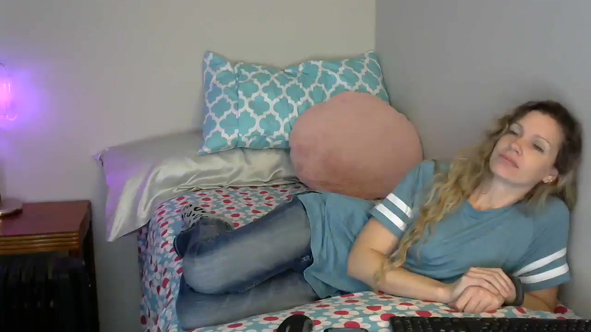 Gallery image thumbnail from SouthernNsexi's myfreecams stream on, 11/21/2023, 14:52 image 3 of 20
