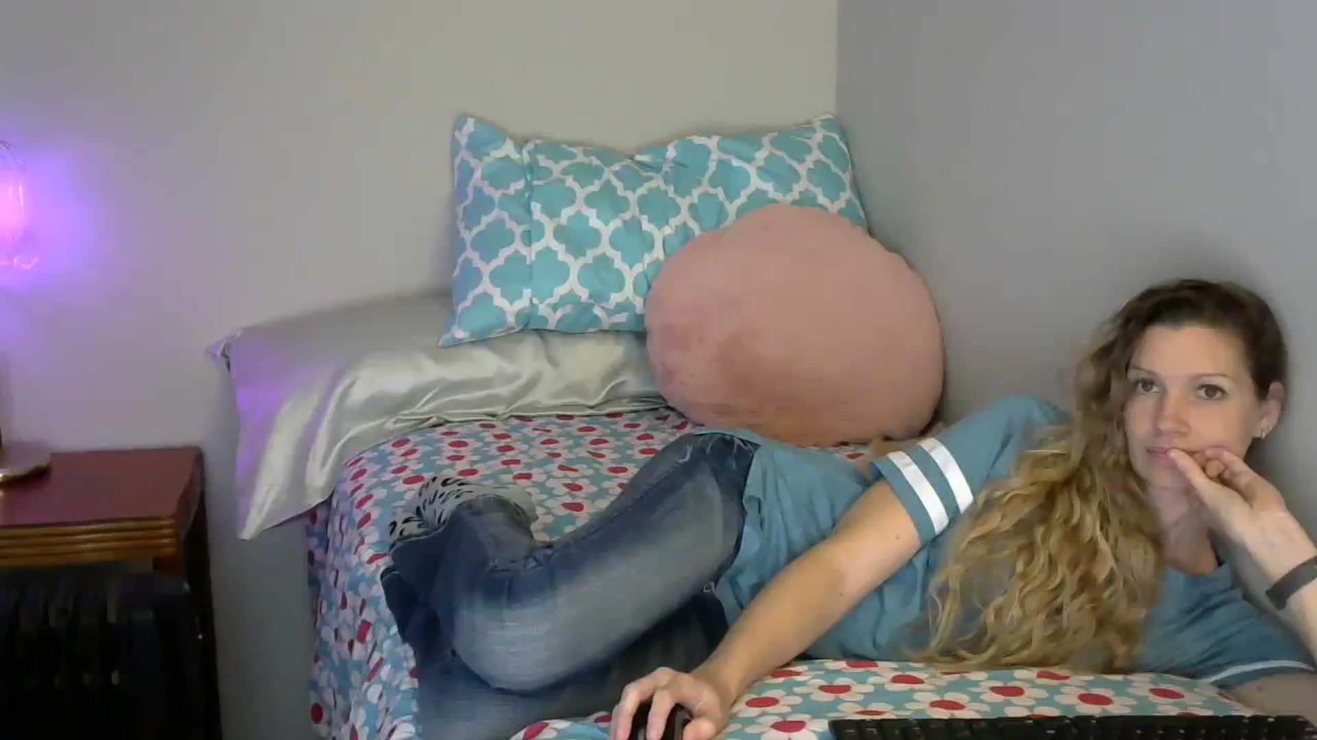 Gallery image thumbnail from SouthernNsexi's myfreecams stream on, 11/21/2023, 14:52 image 13 of 20