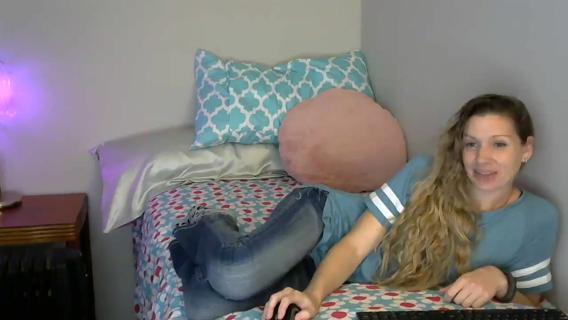 Gallery image thumbnail from SouthernNsexi's myfreecams stream on, 11/21/2023, 14:52 image 12 of 20