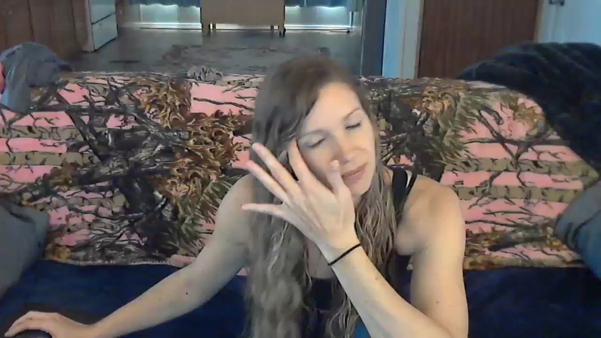 Gallery image thumbnail from SouthernNsexi's myfreecams stream on, 11/29/2023, 15:23 image 12 of 20