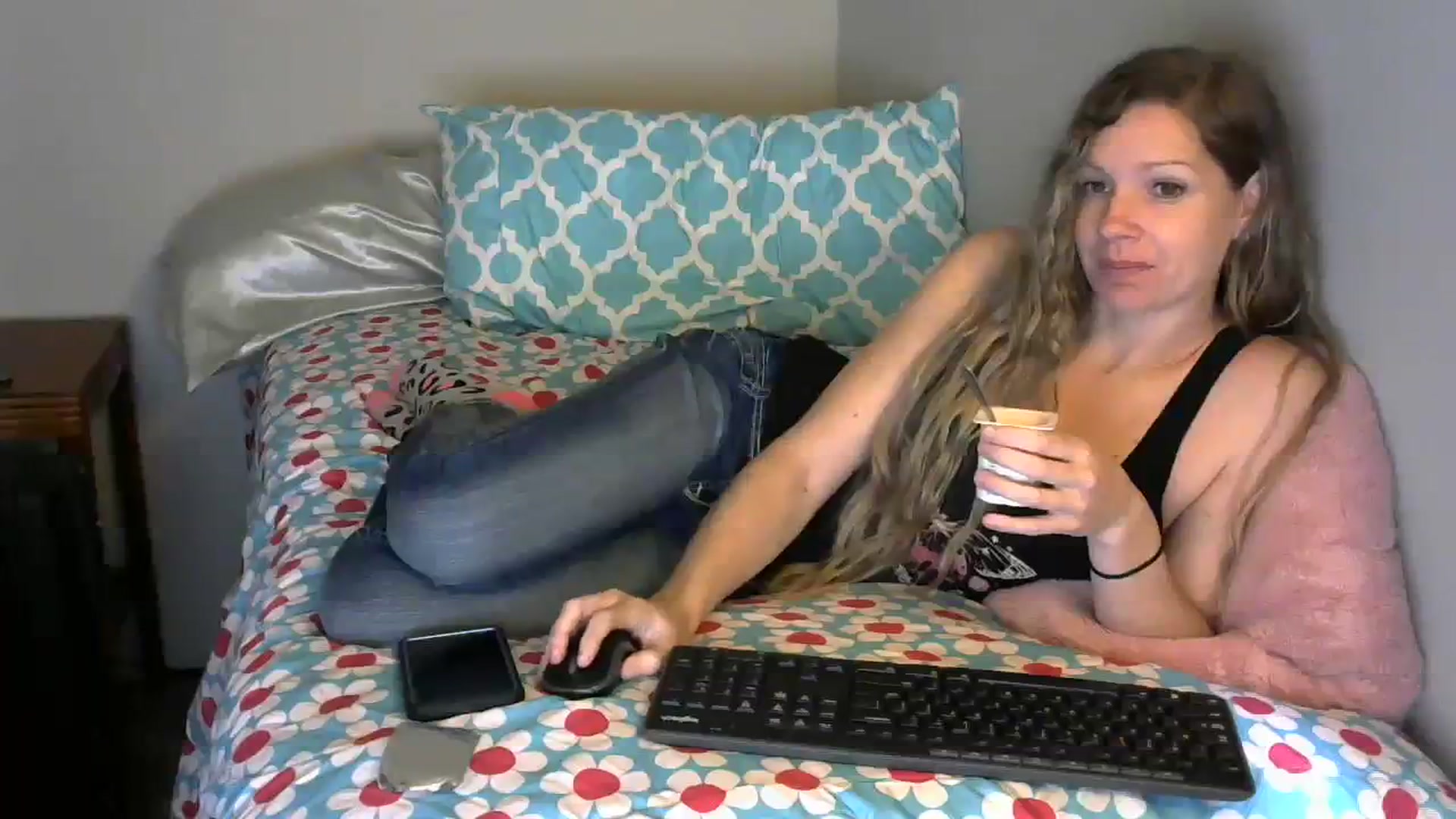Gallery image thumbnail from SouthernNsexi's myfreecams stream on, 11/30/2023, 14:57 image 9 of 20
